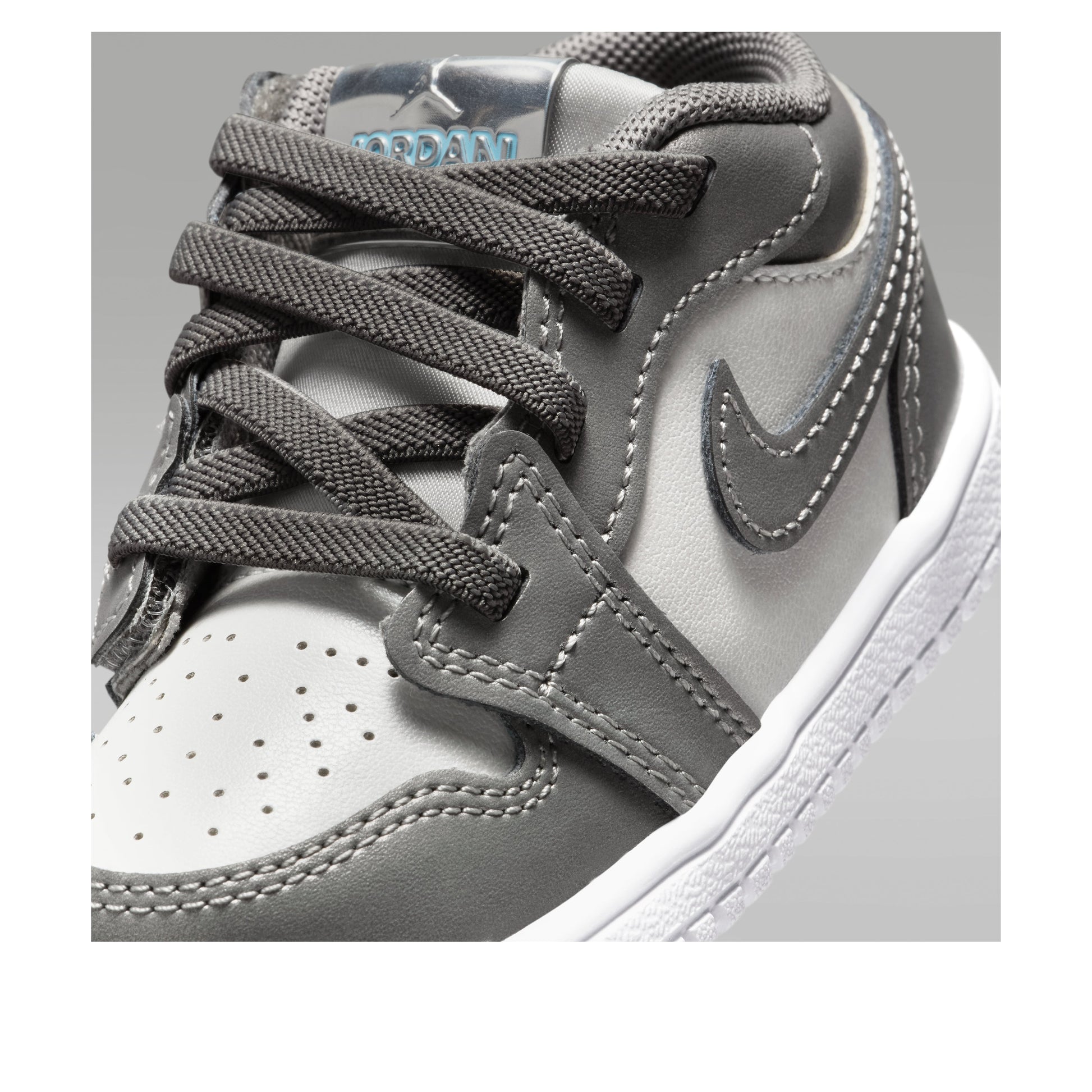 (TD) Air Jordan 1 Low Alt SE 'Flat Pewter Photon Dust White' HV4728-014