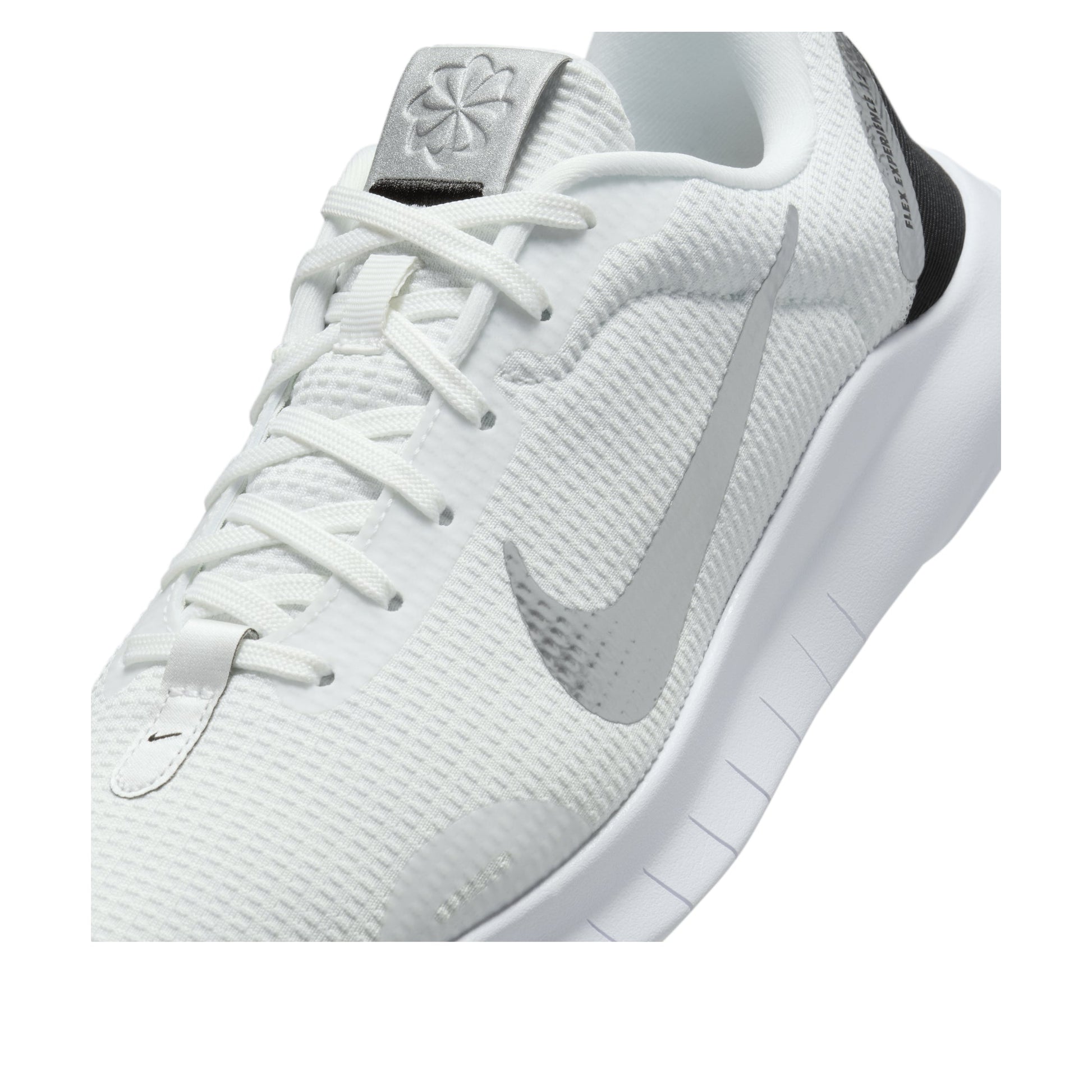 (WMNS) Nike Flex Experience Run 12 Premium 'Summit White Metallic Silver' FZ2114-100