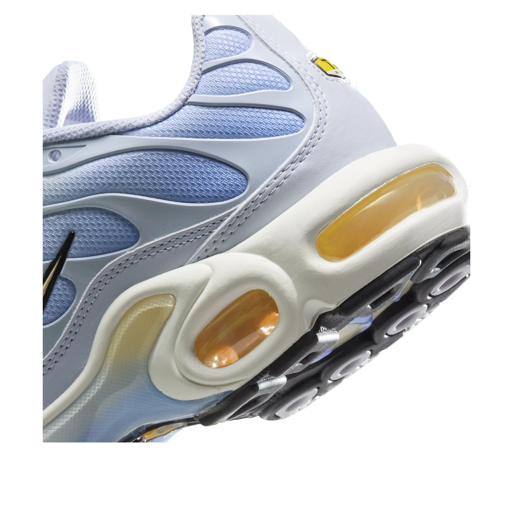 (WMNS) Nike Air Max Plus 'Ghost Aluminum Pale Vanilla' DZ3670-004