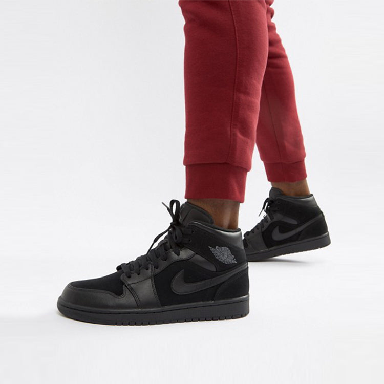 Air Jordan 1 Mid 'Triple Black 2018' 554724-050