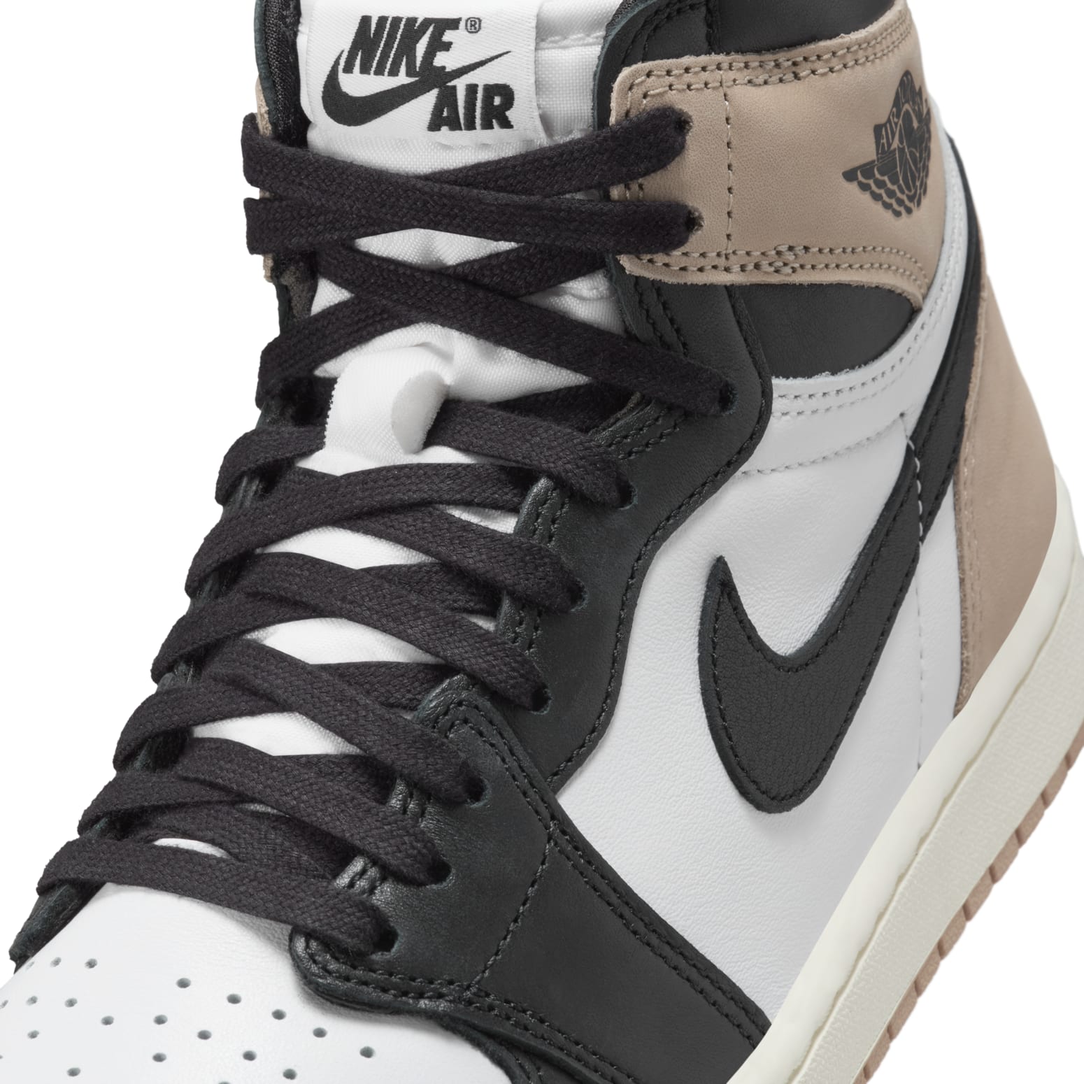(WMNS) Air Jordan 1 Retro High OG 'Latte' FD2596-021