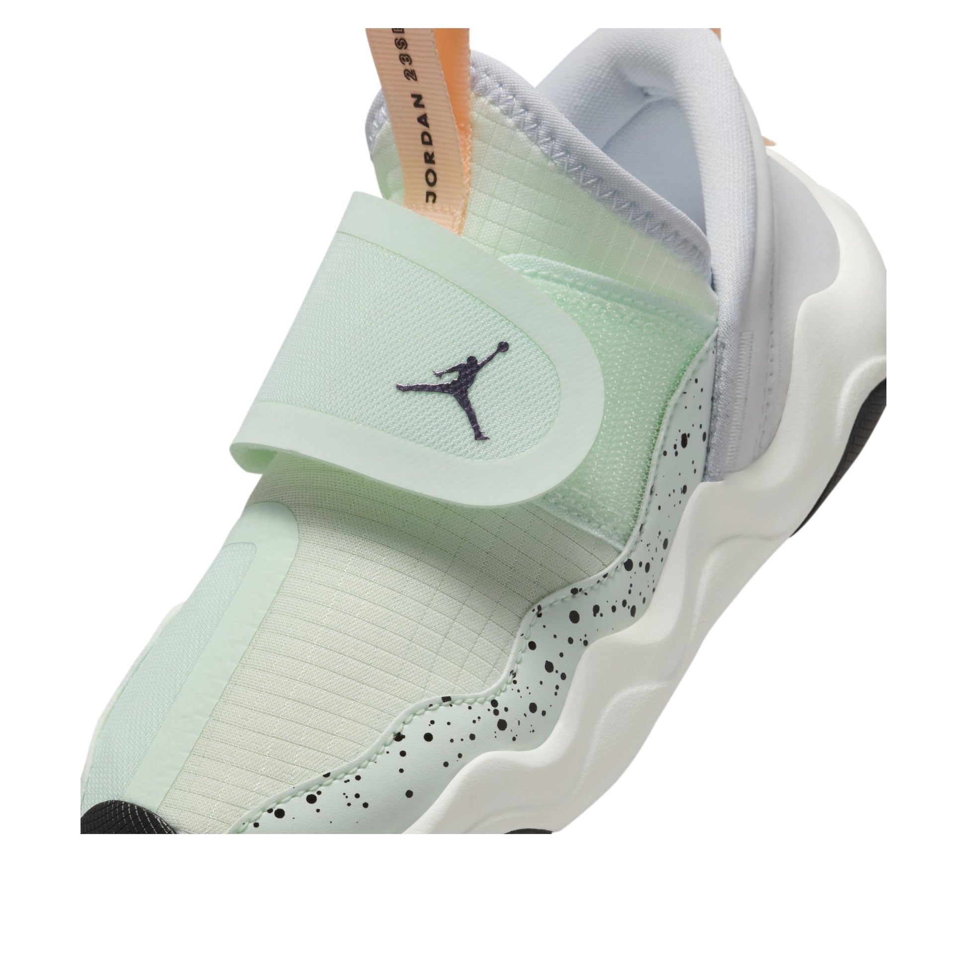 (PS) Air Jordan 23/7 'Barely Green Grey' DQ9293-301