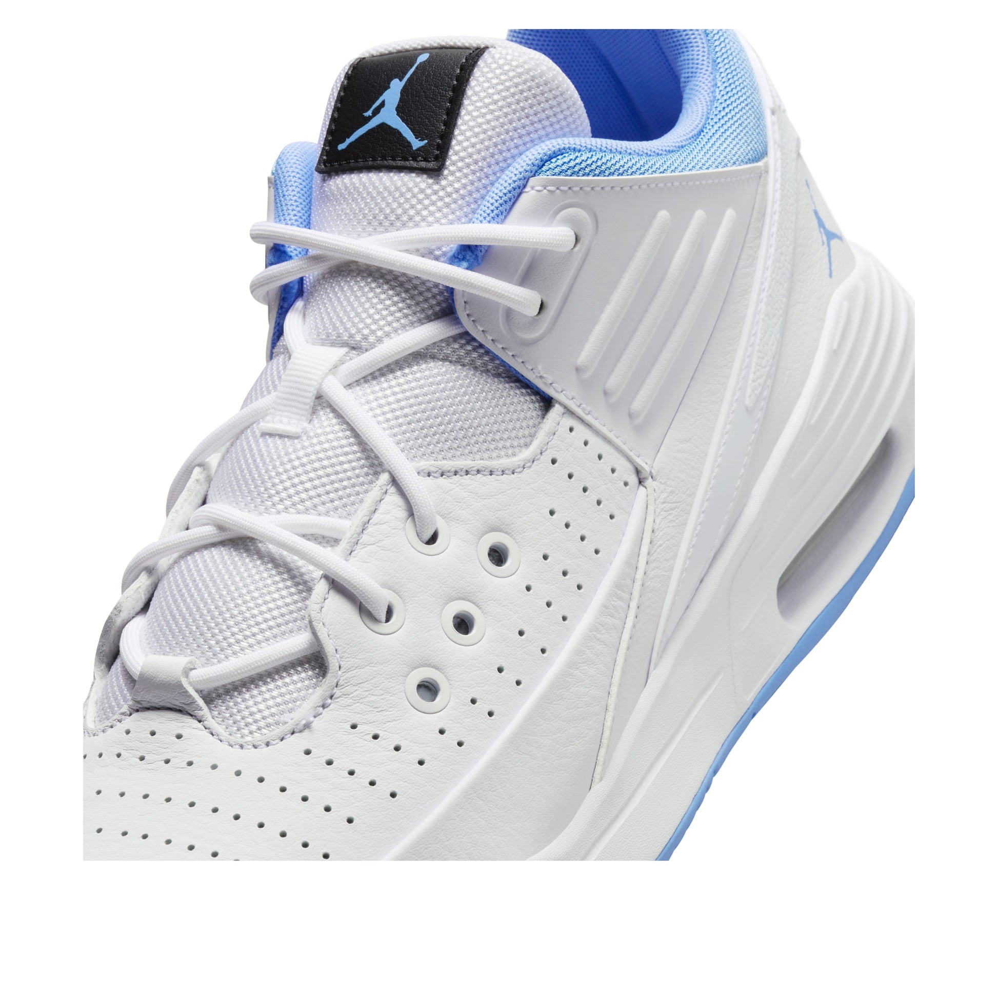 Air Jordan Max Aura 5 'White University Blue' DZ4353-104
