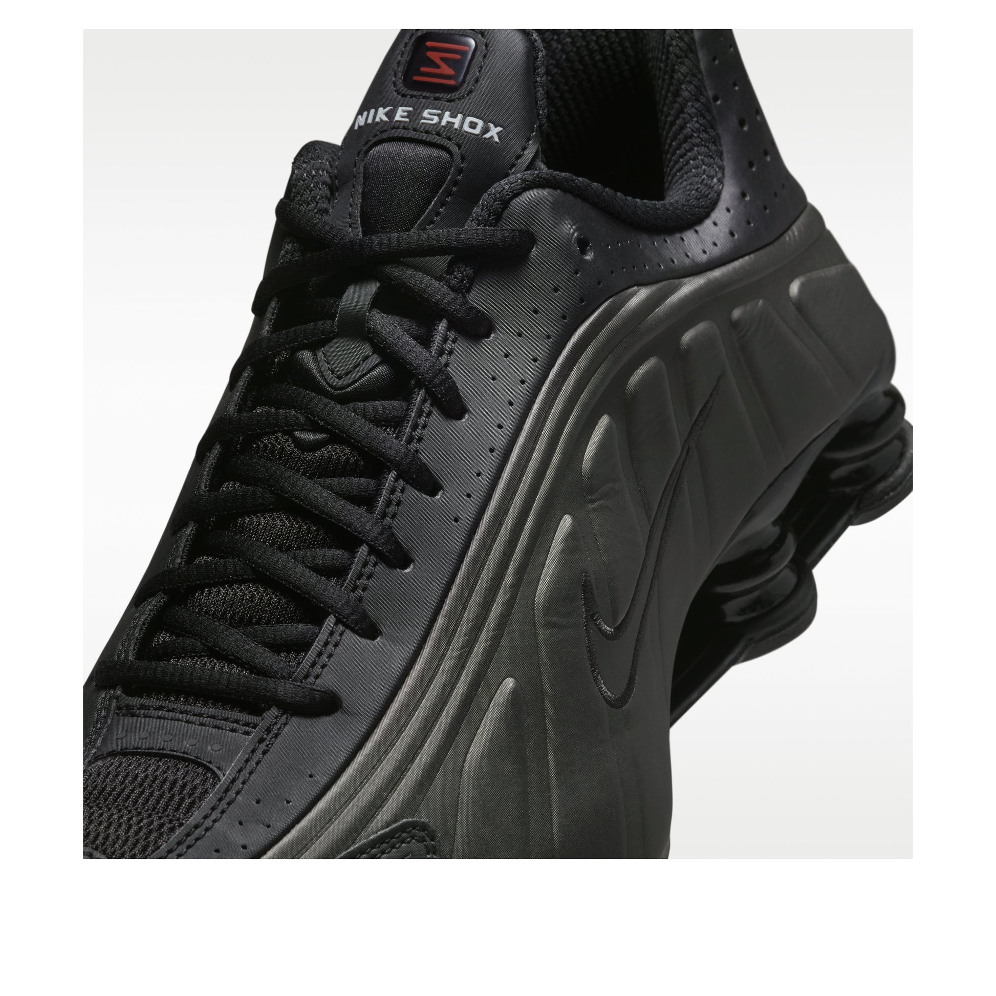 Nike Shox R4 'Black Bright Crimson' HQ1988-001