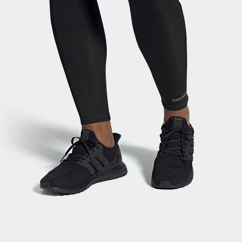 adidas Ultraboost 4.0 DNA 'Core Black Active Red' FW5712