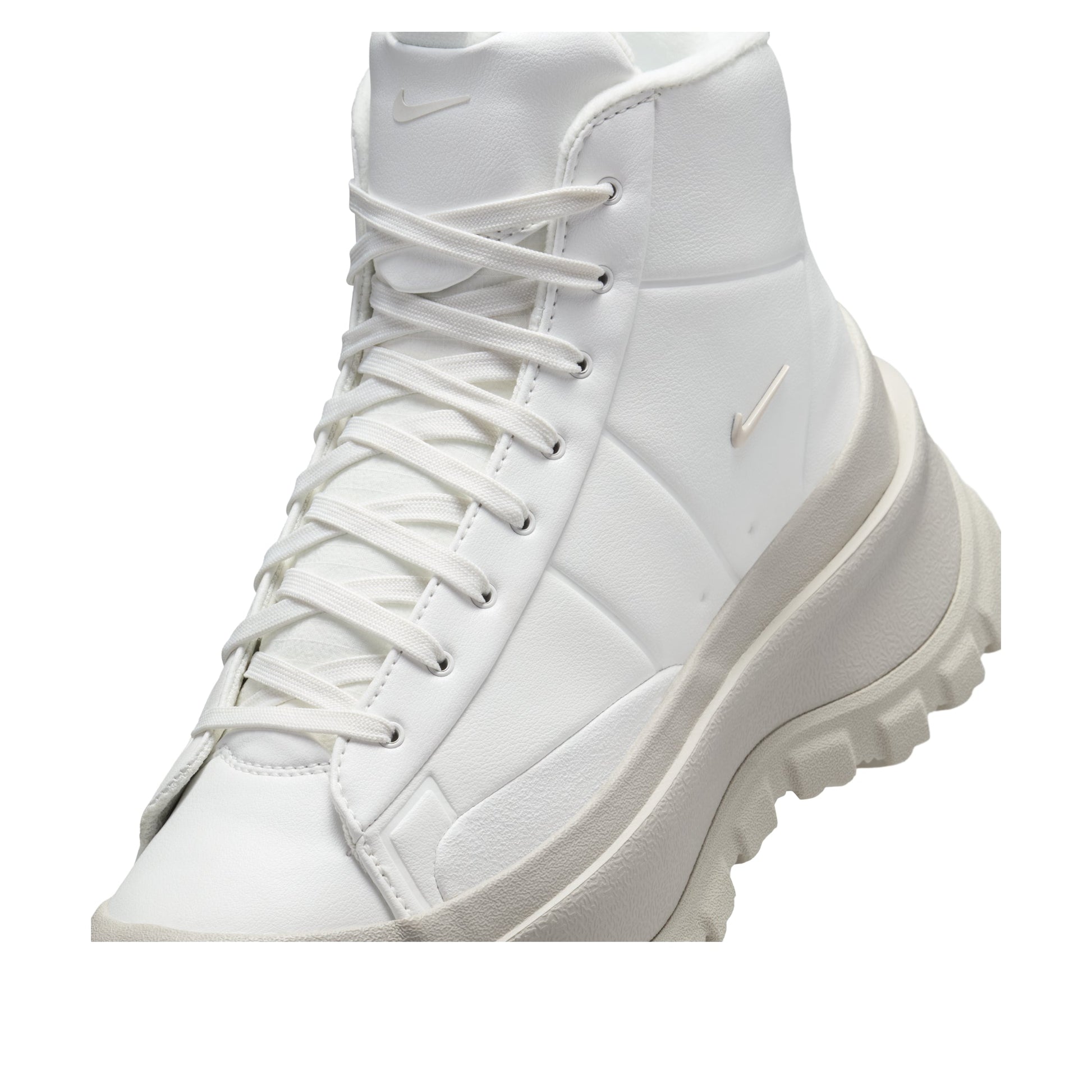 (WMNS) Nike Blazer Mid Roam 'Summit White Light Bone' FQ9065-100
