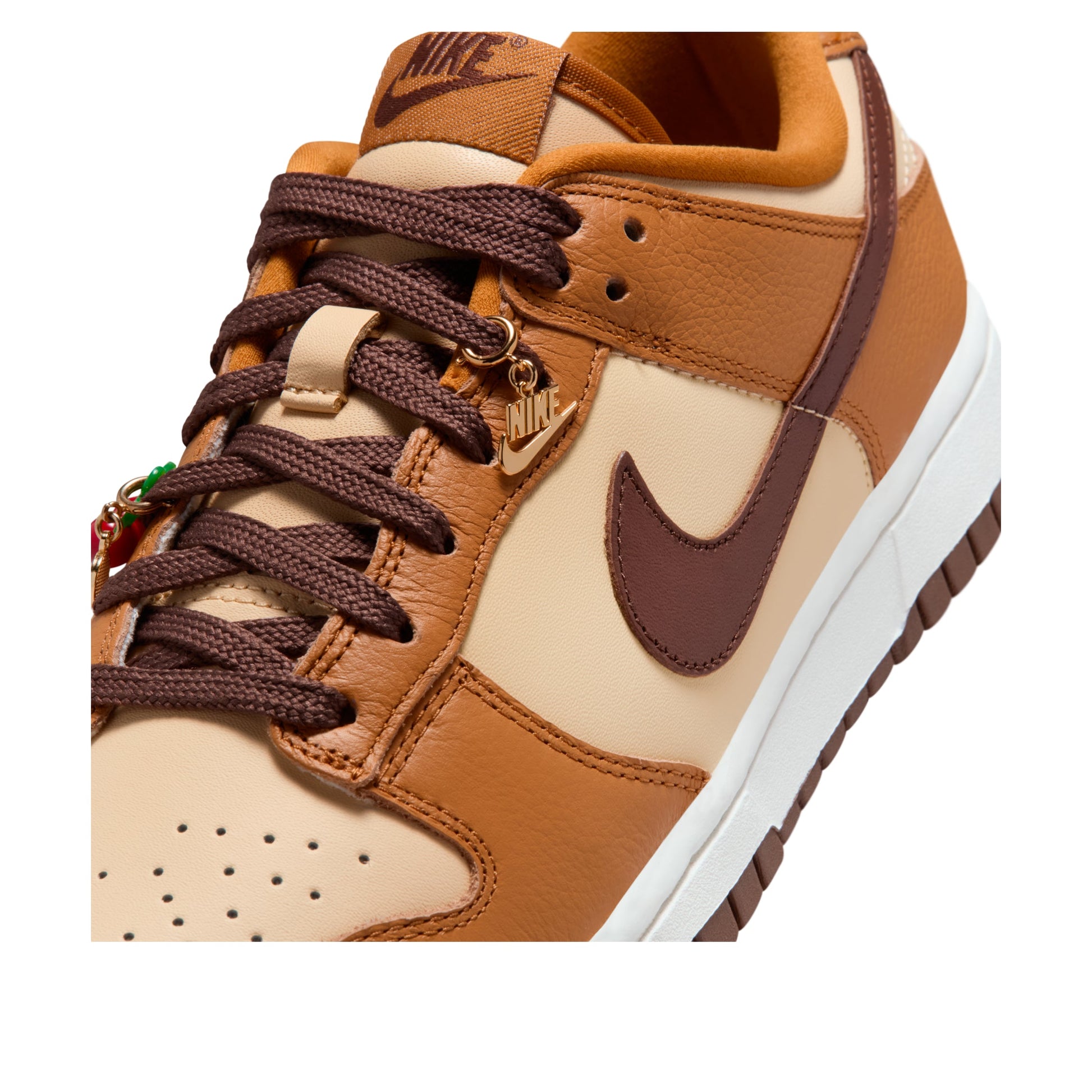 (WMNS) Nike Dunk Low SE 'Desert Ochre Cherry Charm' HQ7487-700