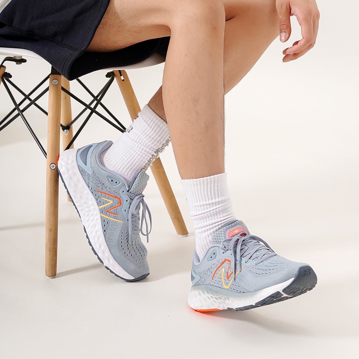 New Balance Fresh Foam Evoz v2 Grey 'Gray White' MEVOZLG2