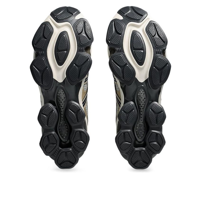 ASICS Gel-Quantum Kinetic 'Sand Black' 1203A270-203