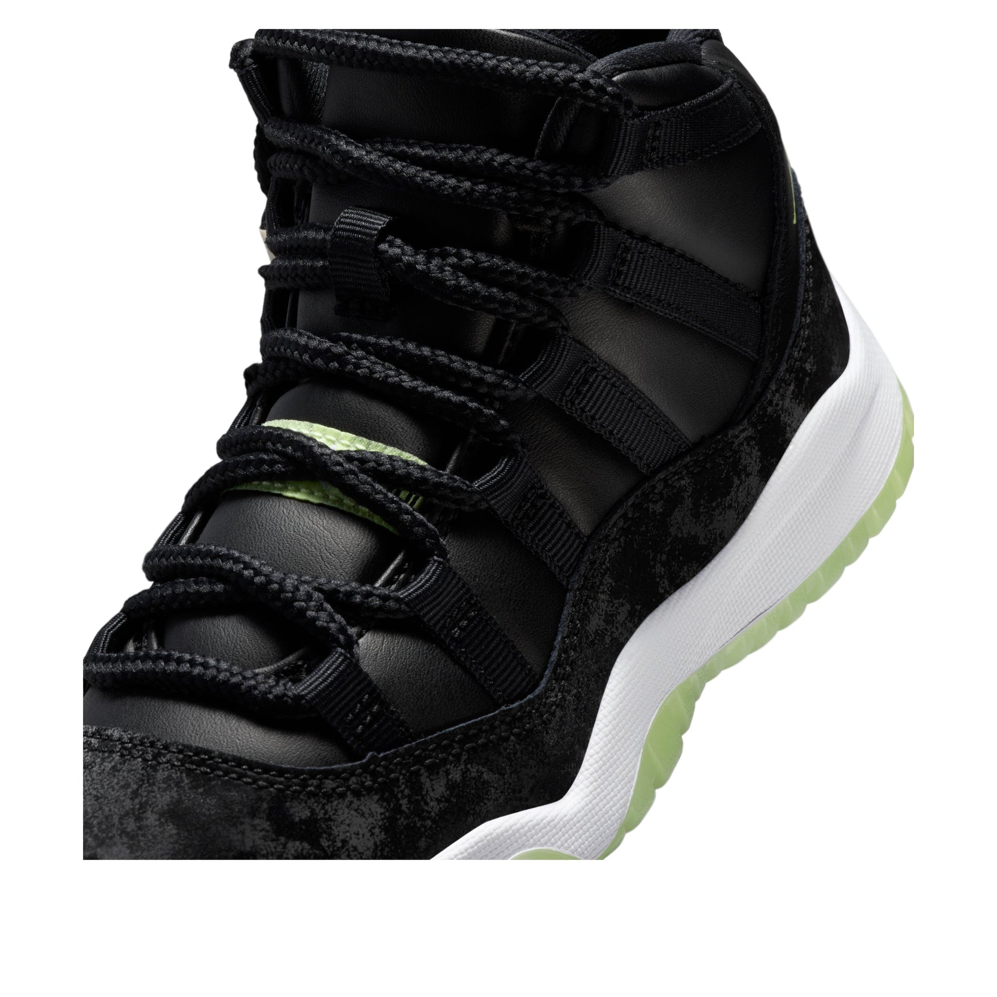 (PS) Air Jordan 11 Retro 'Black Barely Volt' IB1379-001