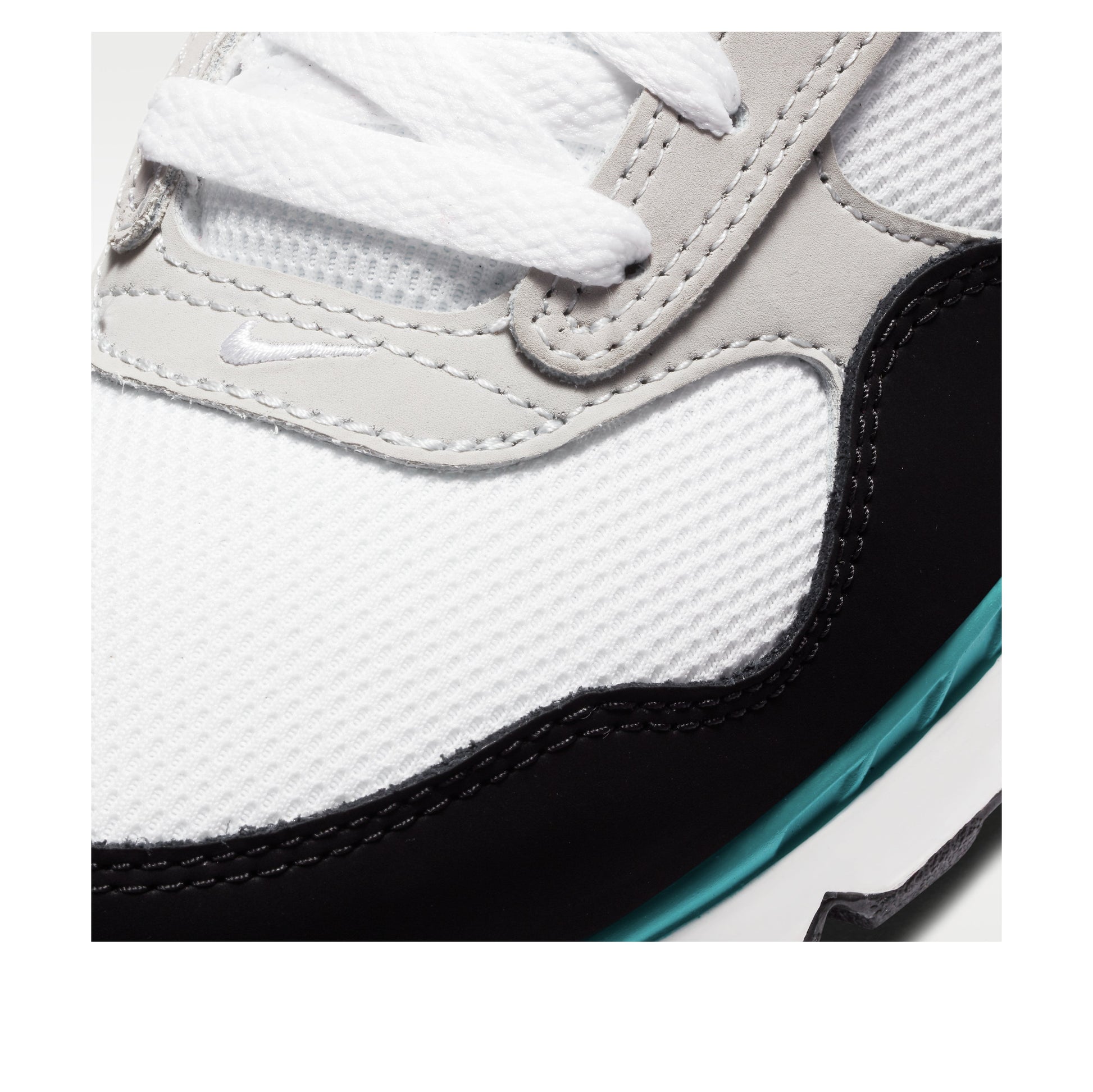 (WMNS) Nike Air Max Correlate 'White Black New Green' 511417-136