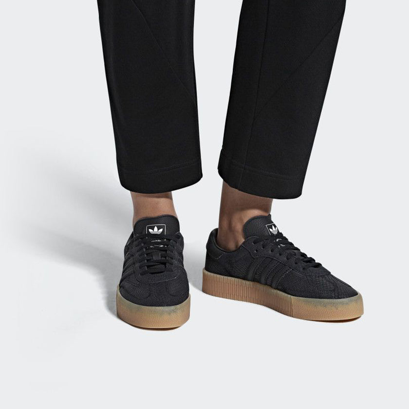 (WMNS) adidas Samba Rose 'Core Black' B28157
