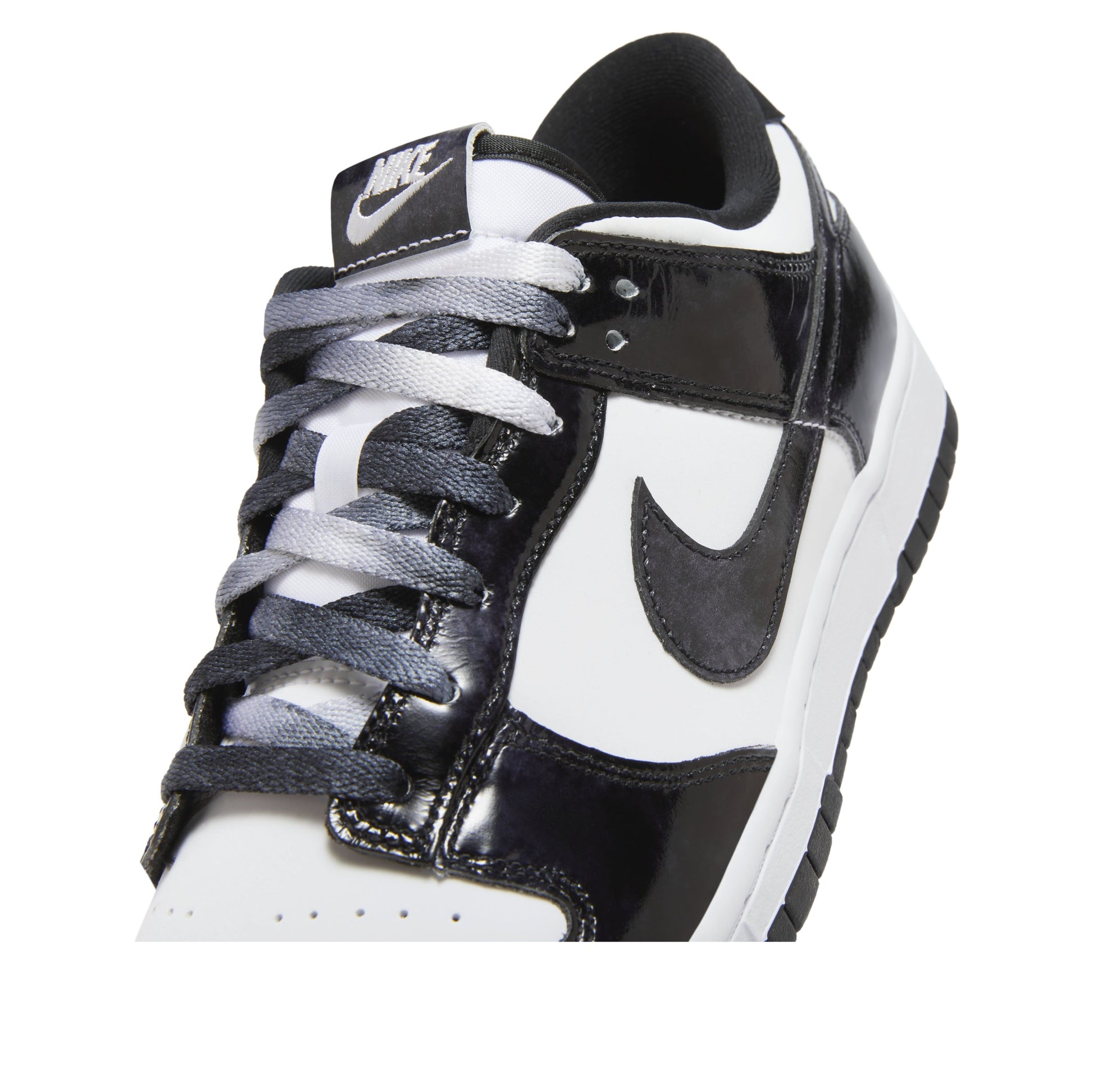 Nike Dunk Low SE 'Panda' HQ1965-100