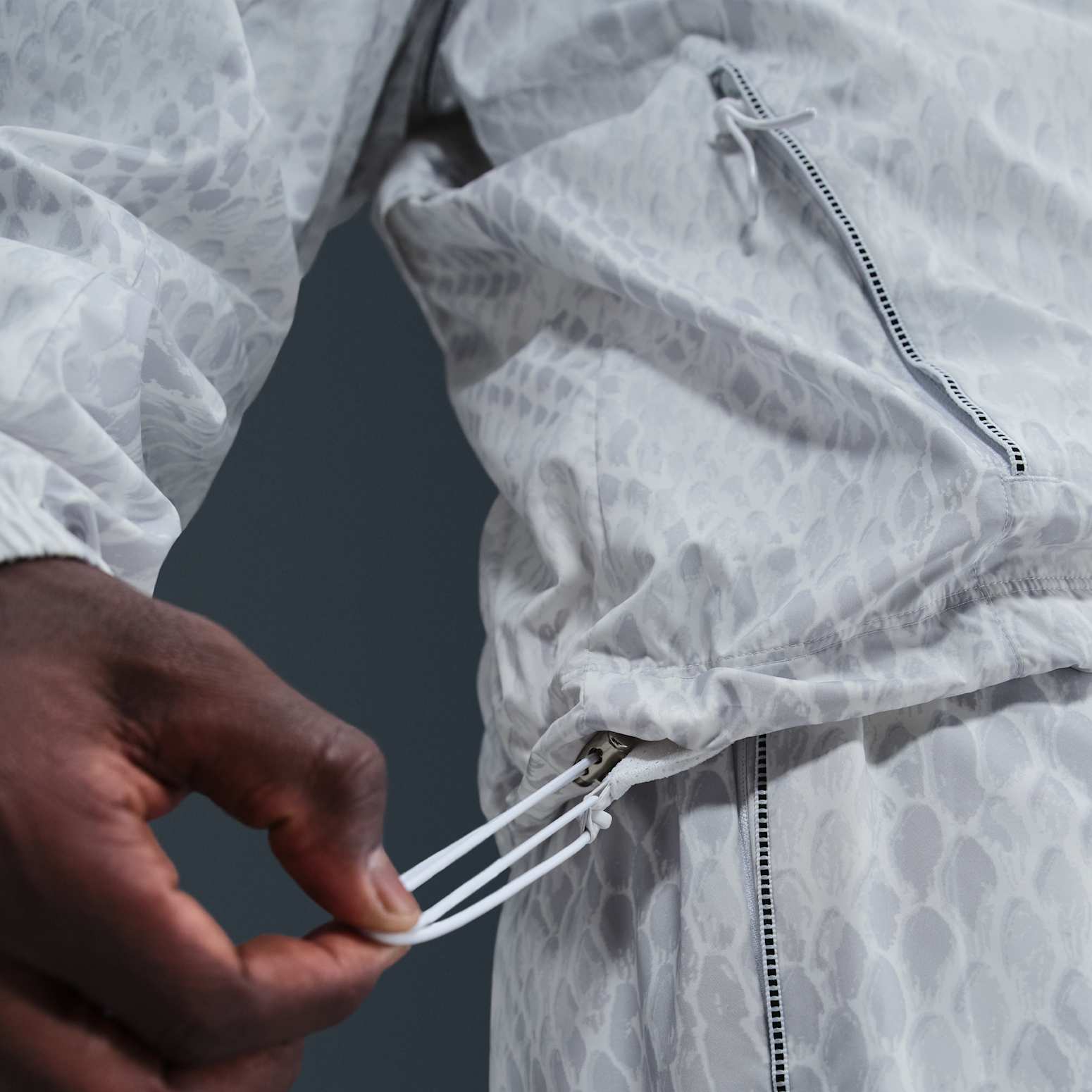 Nike Kobe Tech Woven Jacket 'White' IB2704-100