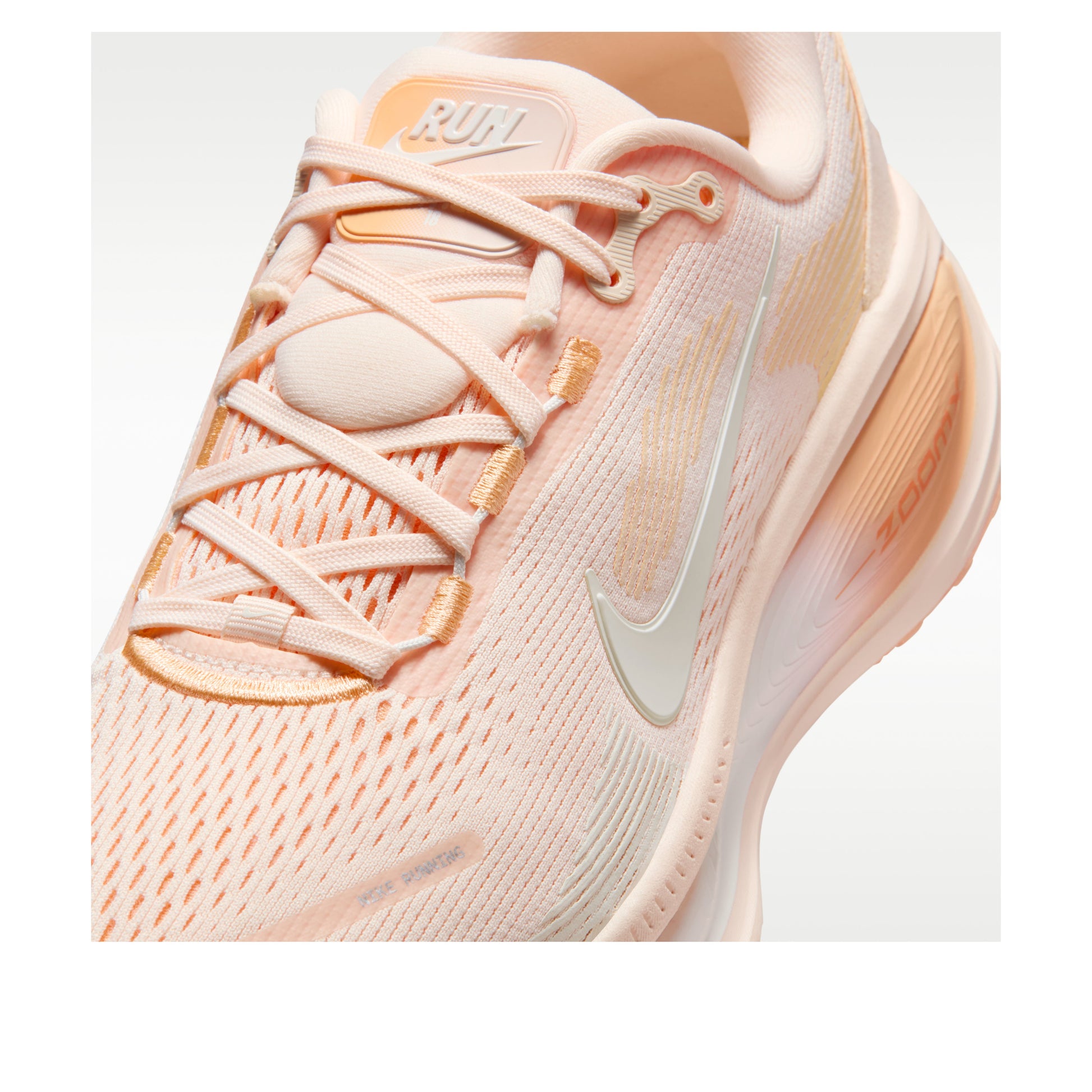 (WMNS) Nike ZoomX Vomero 18 'Guava Ice Orange Chalk' HM6804-800