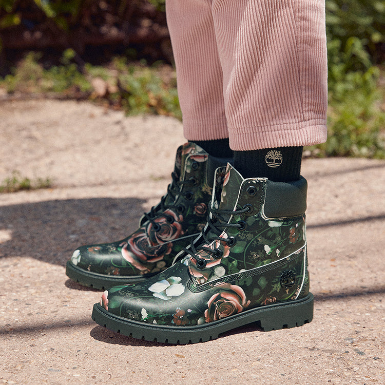 (WMNS) Timberland Heritage 6 Inch Waterproof Boots 'Black Floral Nubuck' A2M7GW
