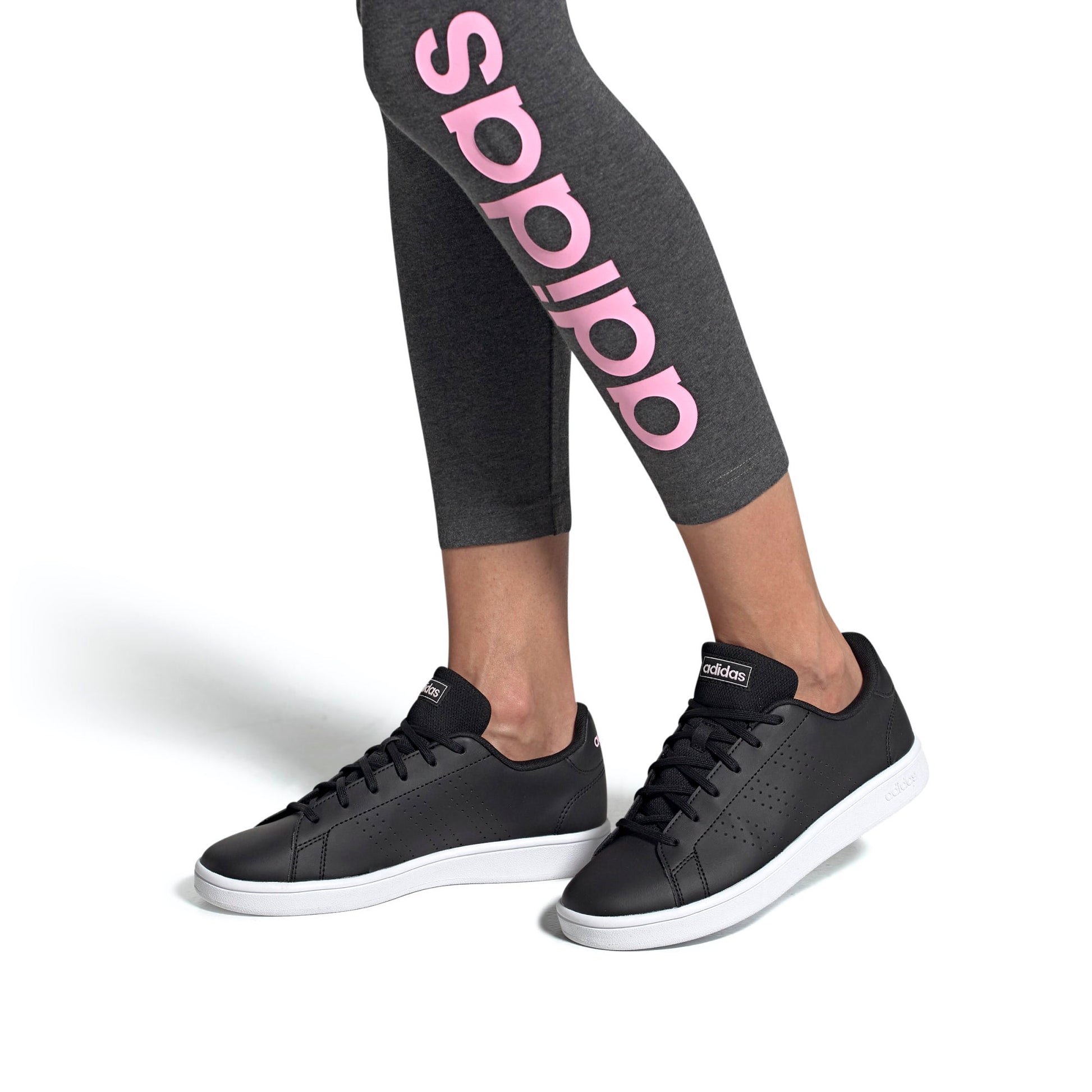 (WMNS) adidas Advantage Base 'Black' EE7511