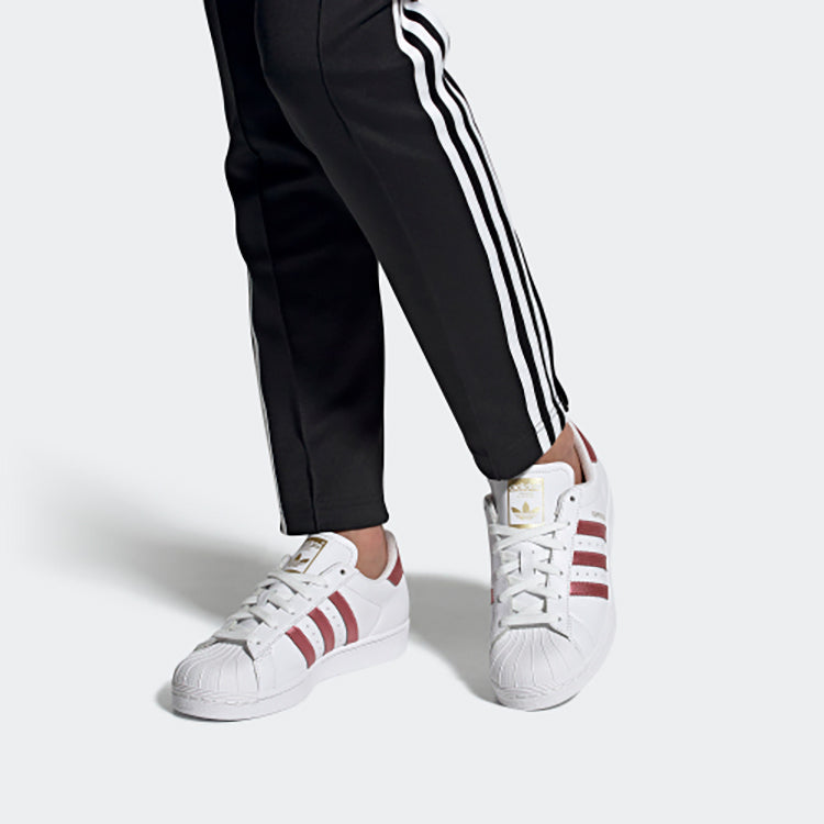 (WMNS) adidas originals SUPERSTAR 'White Red' FU9308