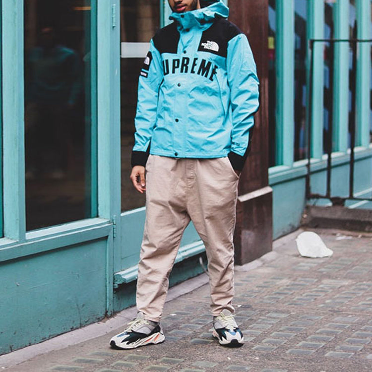 Supreme SS19 x The North Face Arc Logo Mountain Parka LightBlue SUP-SS19-551