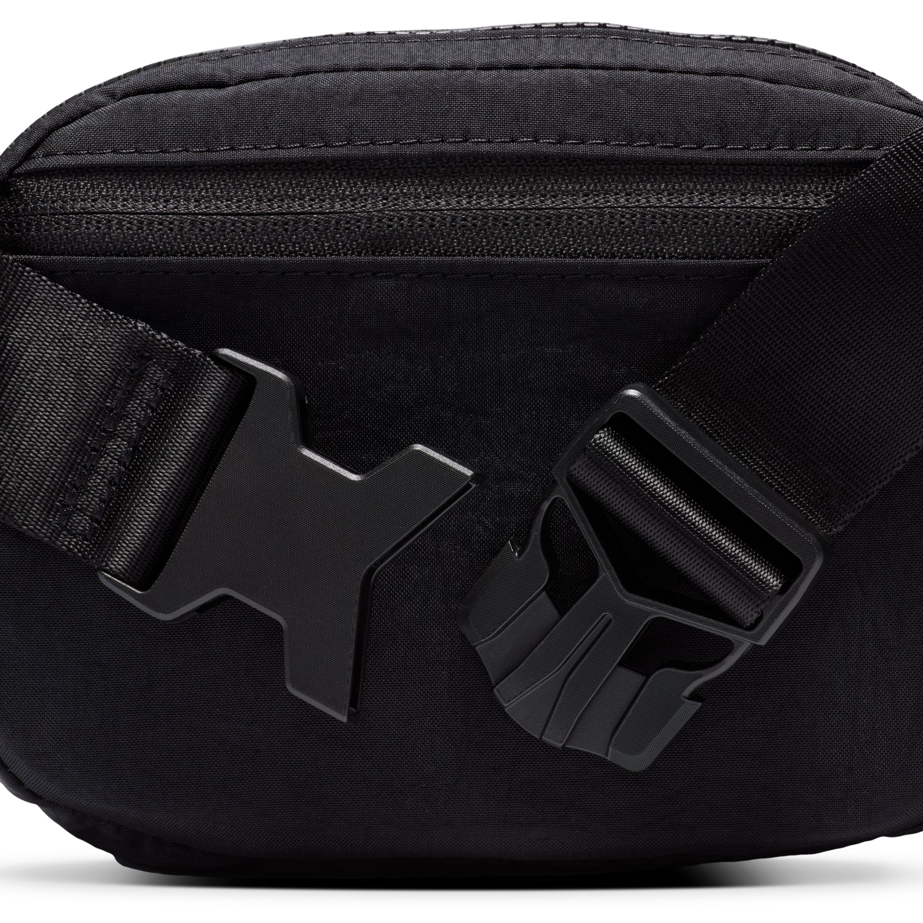 Nike Aura 2L Crossbody Bag 'Black Gunmetal' HM6120-013