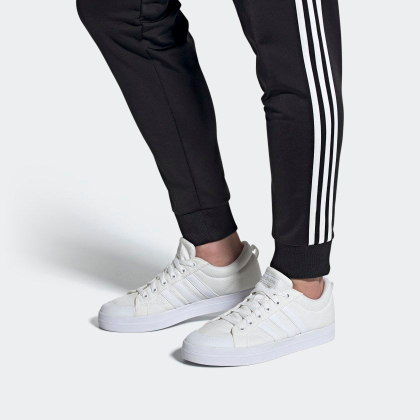 adidas neo Bravada Low Tops Casual Skateboarding Shoes White FW2882