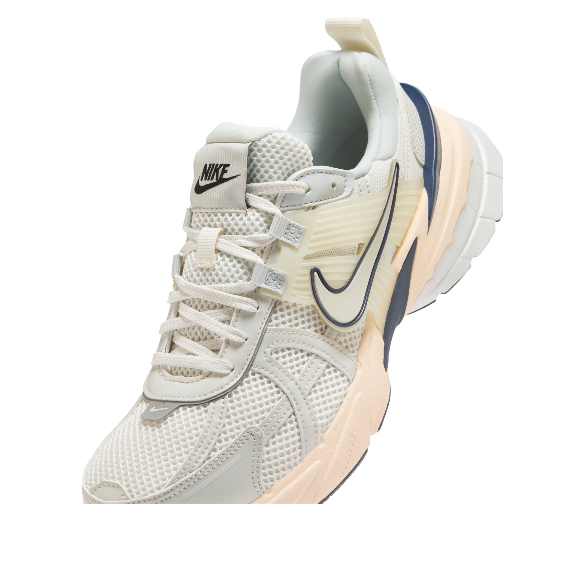 (WMNS) Nike V2K Run 'Platinum Tint' FD0736-004