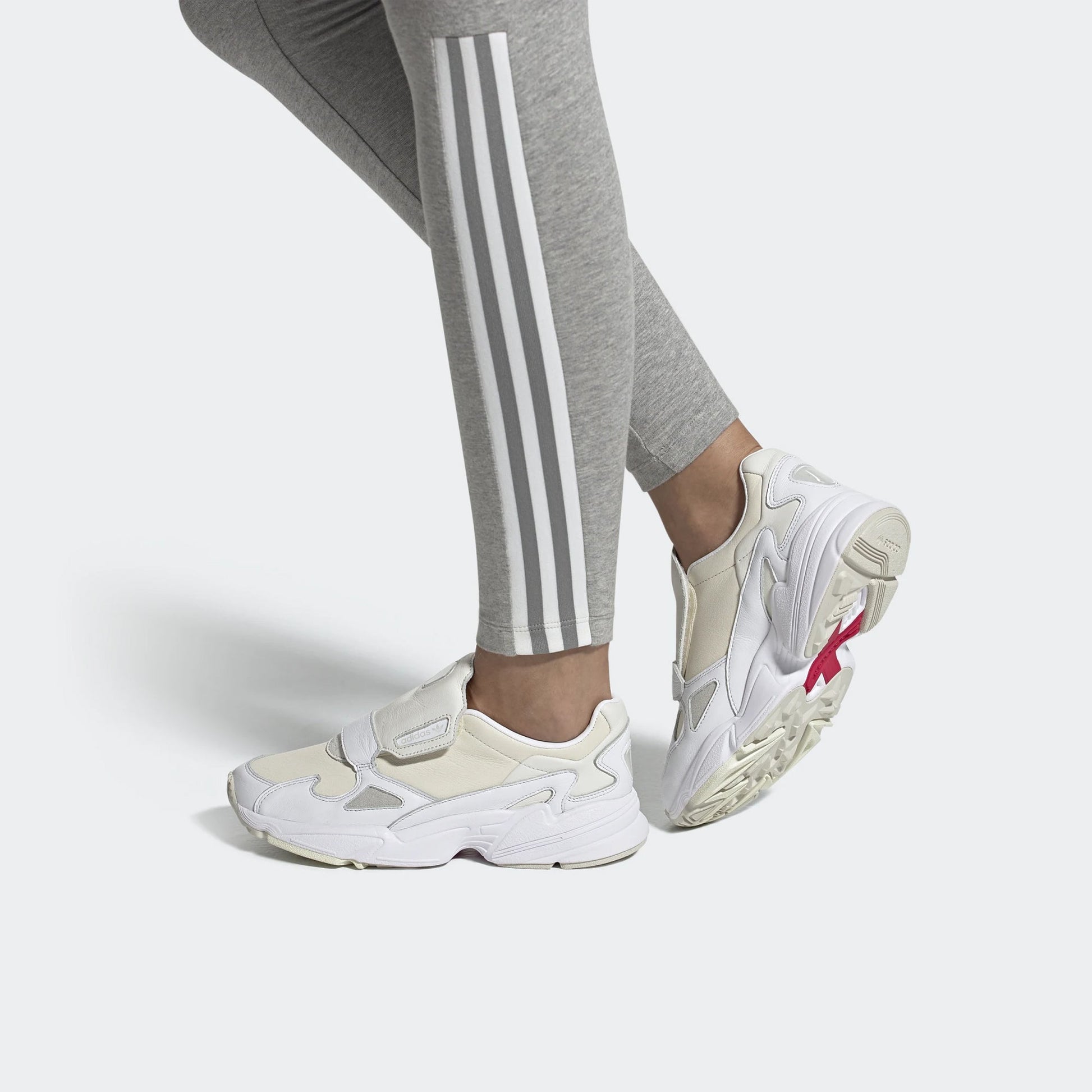 (WMNS) adidas Falcon RX 'Triple White' EE5110