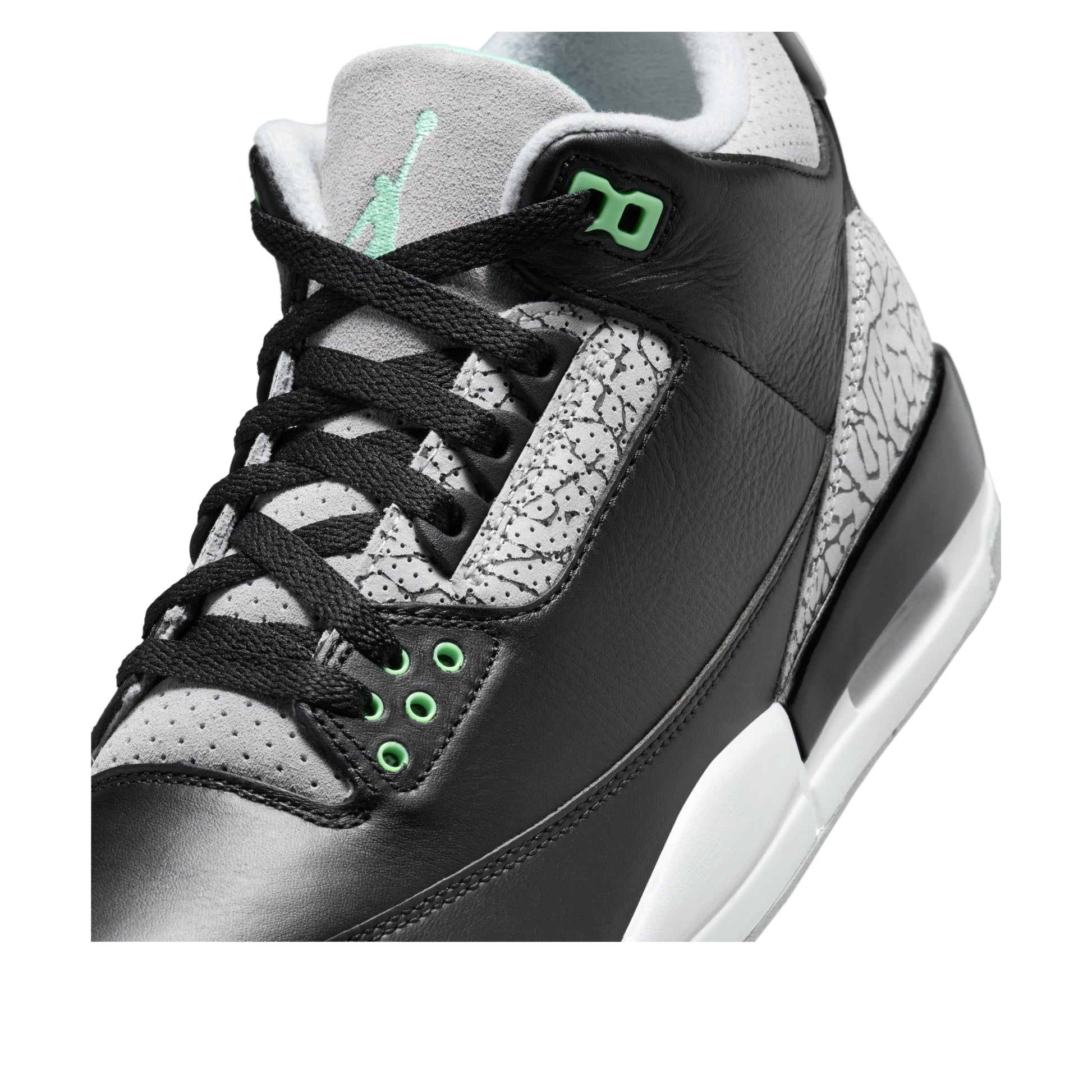 Air Jordan 3 Retro 'Green Glow' CT8532-031