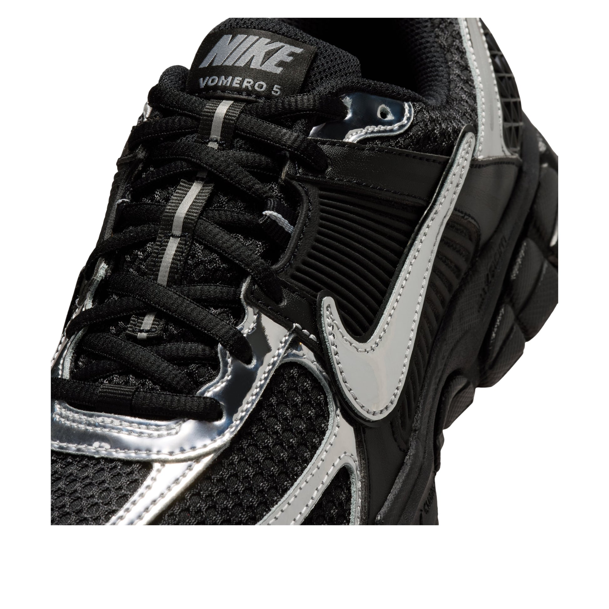 (WMNS) Nike Air Zoom Vomero 5 'Black Metallic Silver' IV4311-002