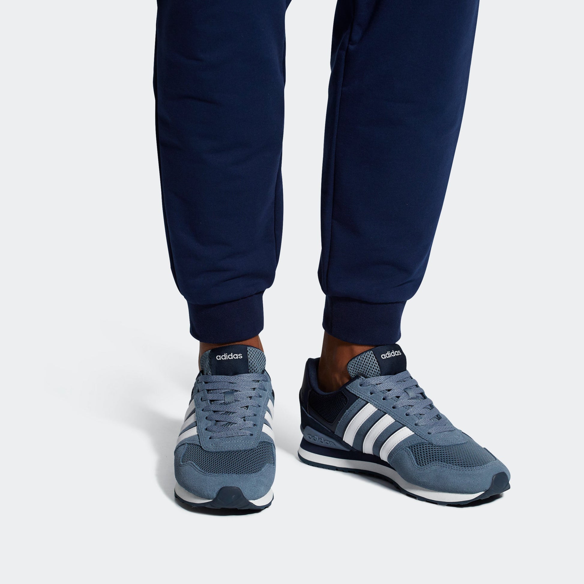 adidas neo 10k Blue DB0074