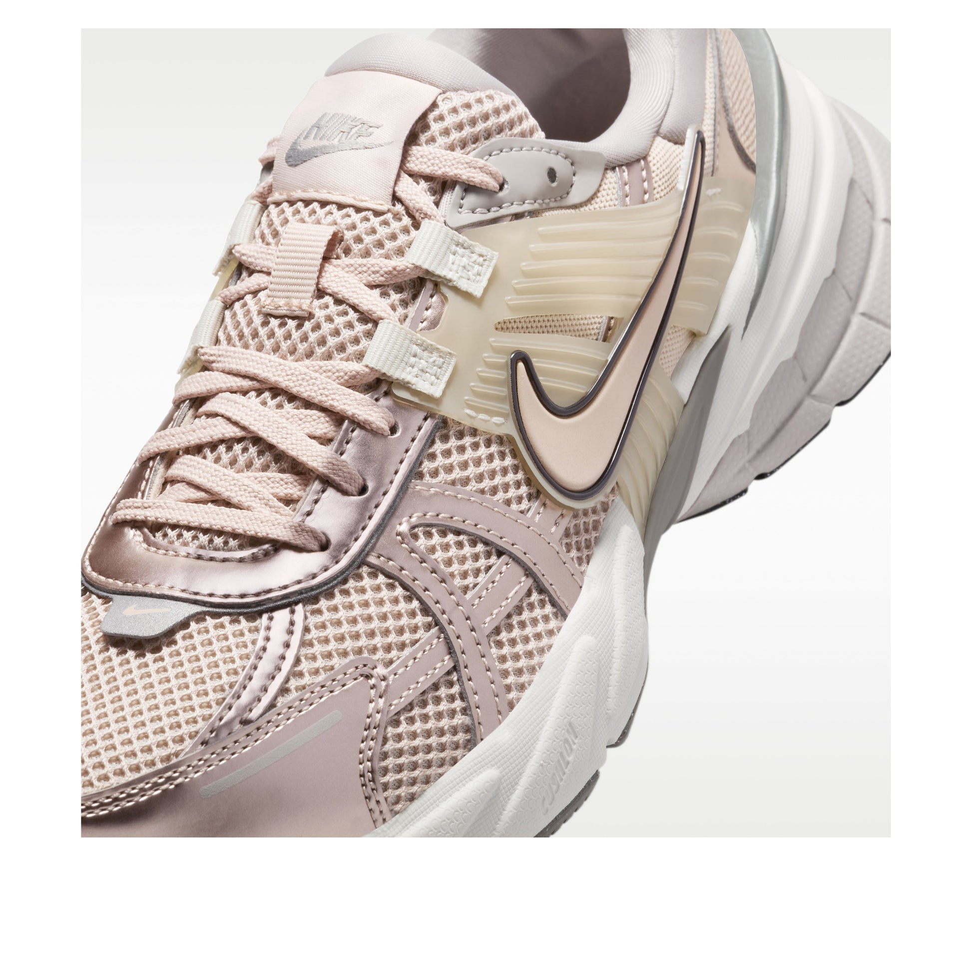(WMNS) Nike V2K Run 'Particle Beige College Grey Light Bone' FD0736-201