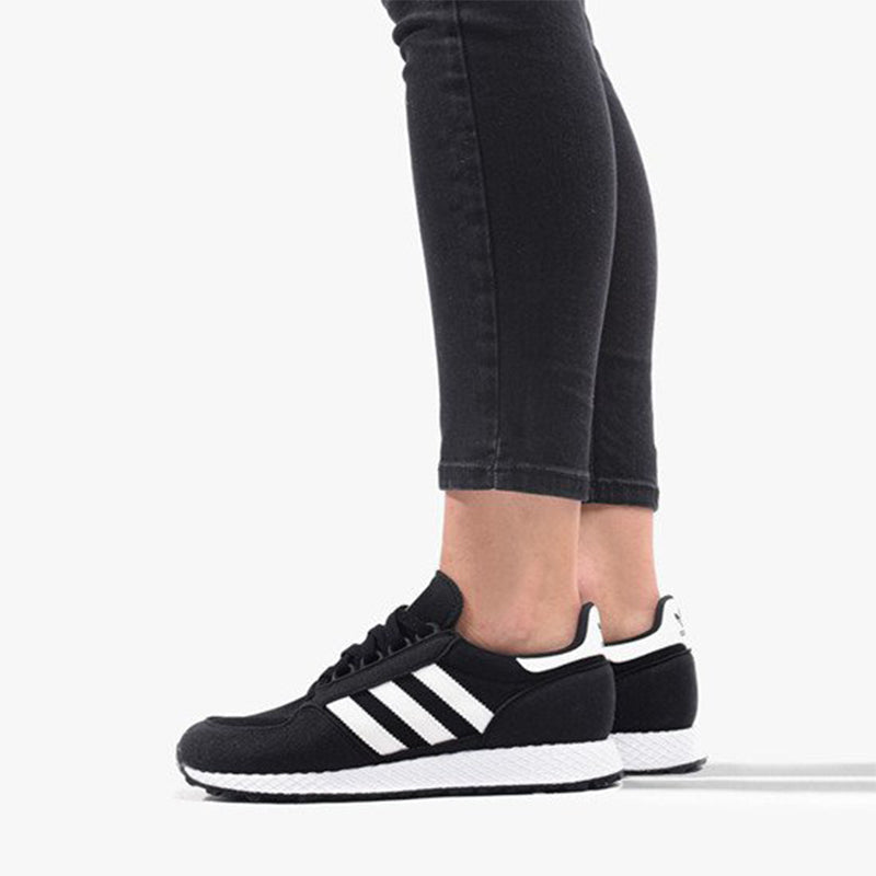 (GS) adidas originals Forest Grove J 'Black White' EE6557