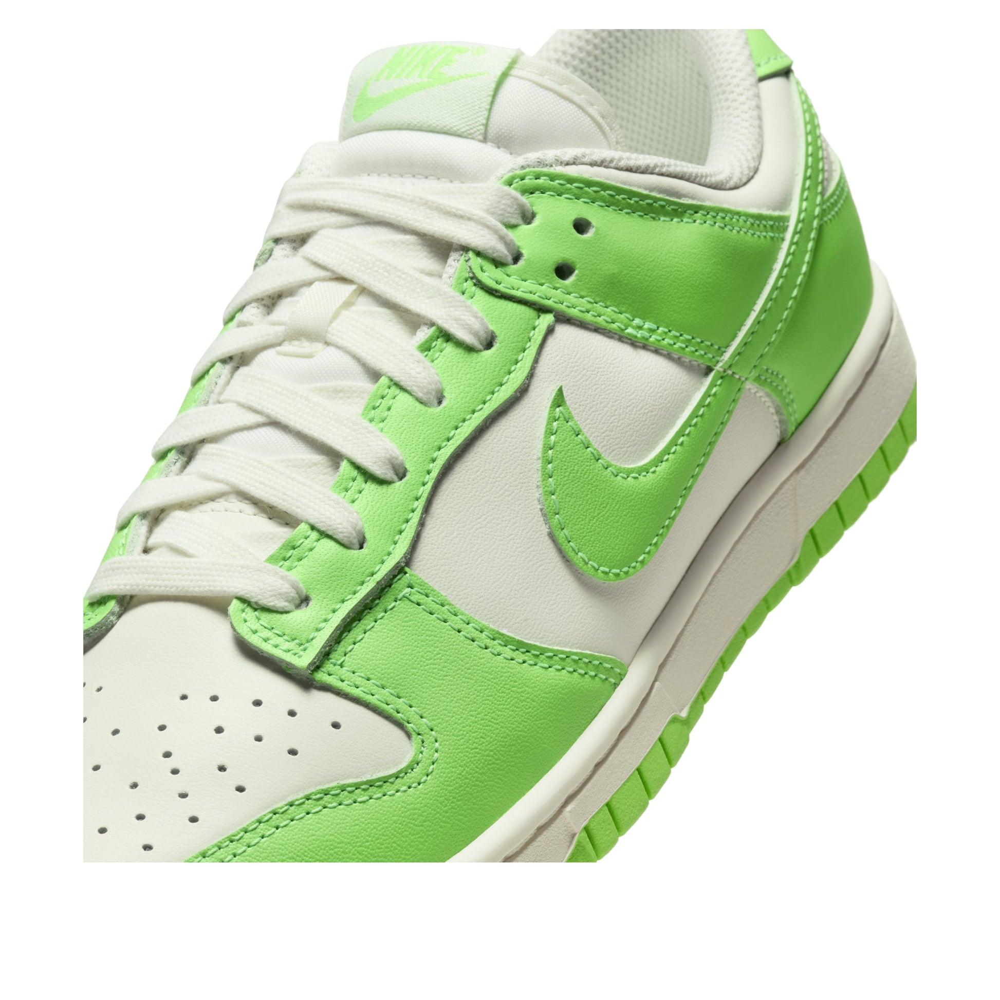 (WMNS) Nike Dunk Low 'Sail Green Strike' HV0842-133