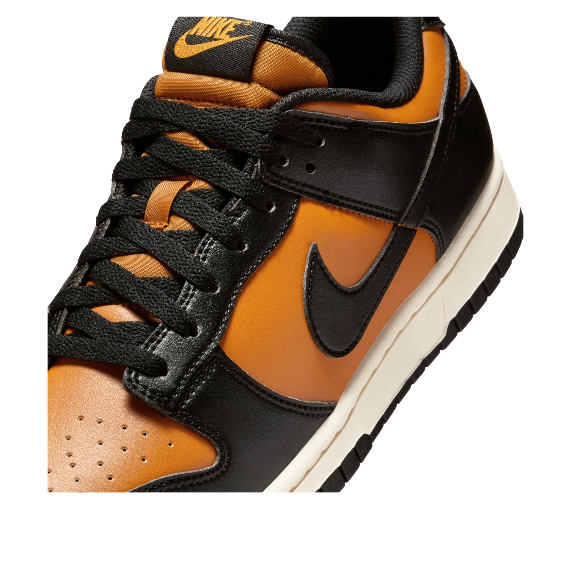 Nike Dunk Low 'Black Desert Ochre' HF5441-701