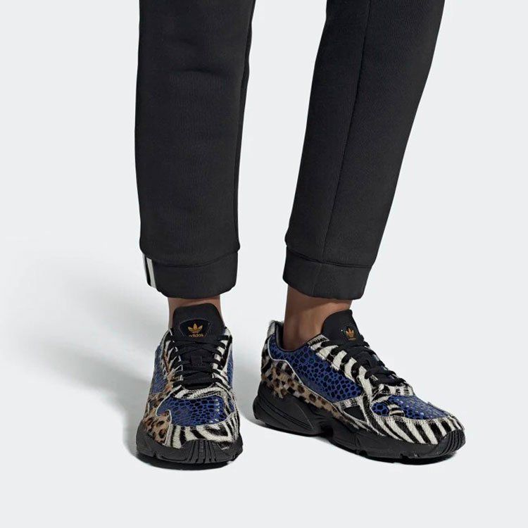 (WMNS) adidas Falcon 'Out Loud Collection' F37016
