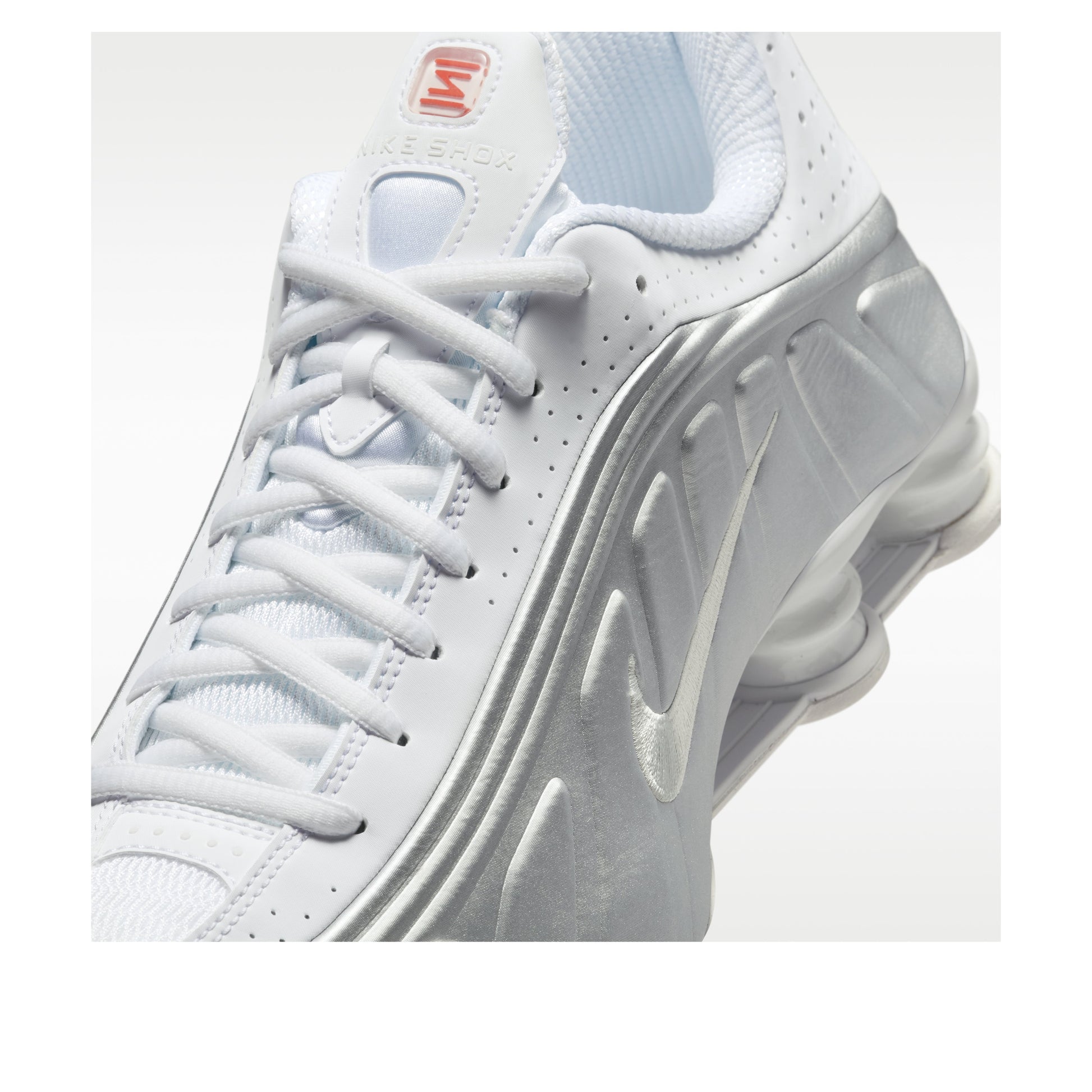 Nike Shox R4 'White Bright Crimson Metallic Silver' HQ1988-101