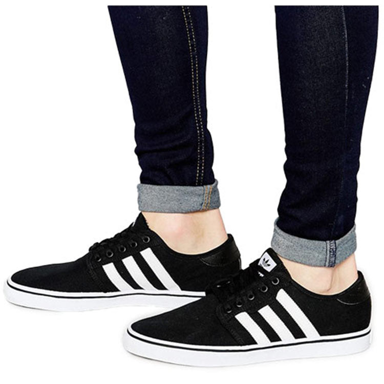 adidas Seeley 'Black White' F37427