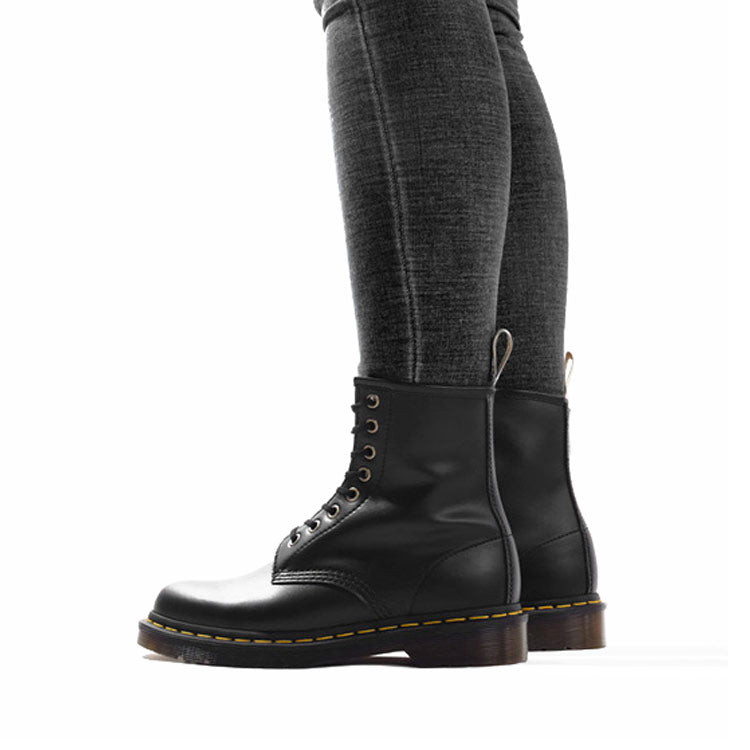 Dr. Martens Vegan 1460 'Felix Rub Off - Black' 14045001
