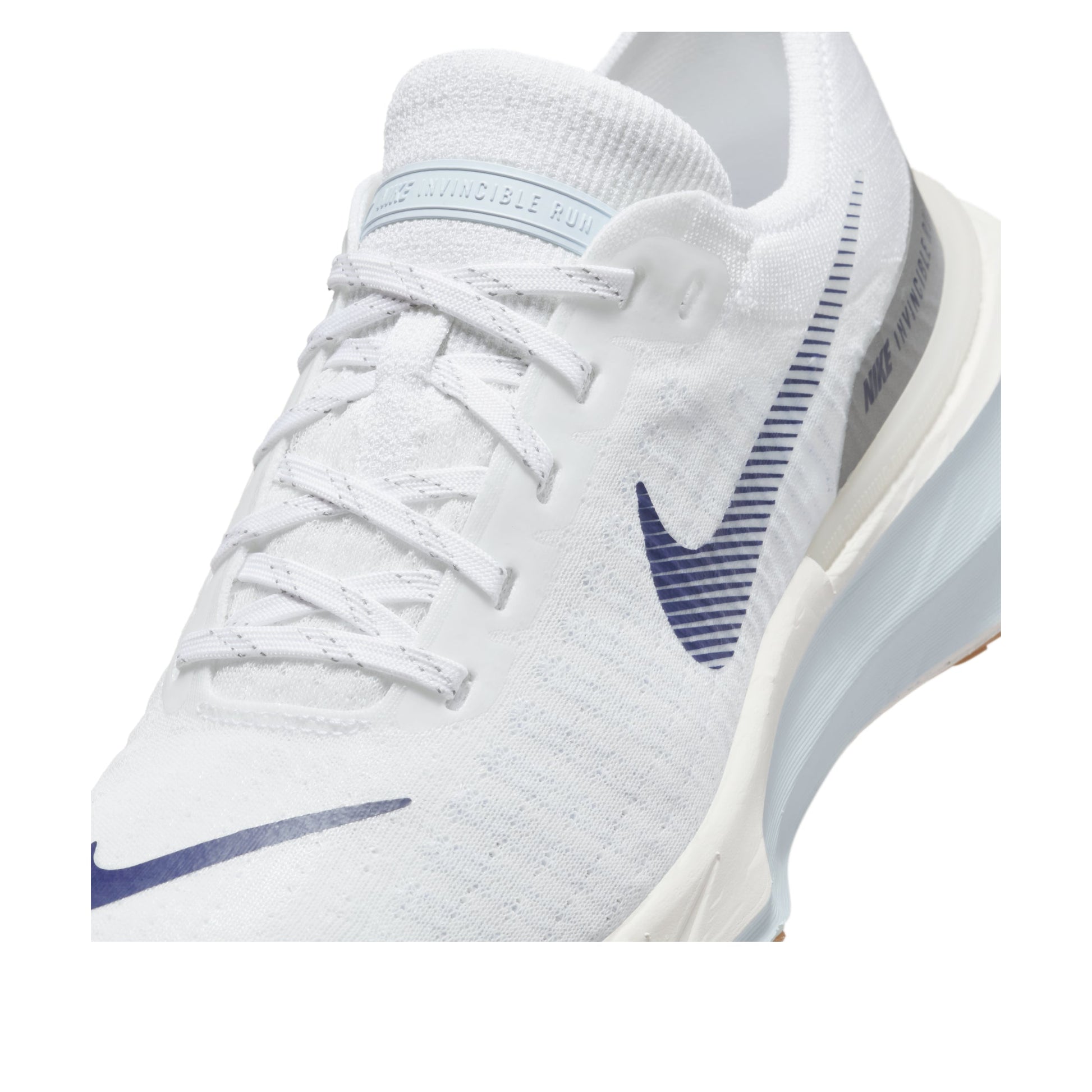 (WMNS) Nike ZoomX Invincible 3 'White Blue Tint Gum' DR2660-107