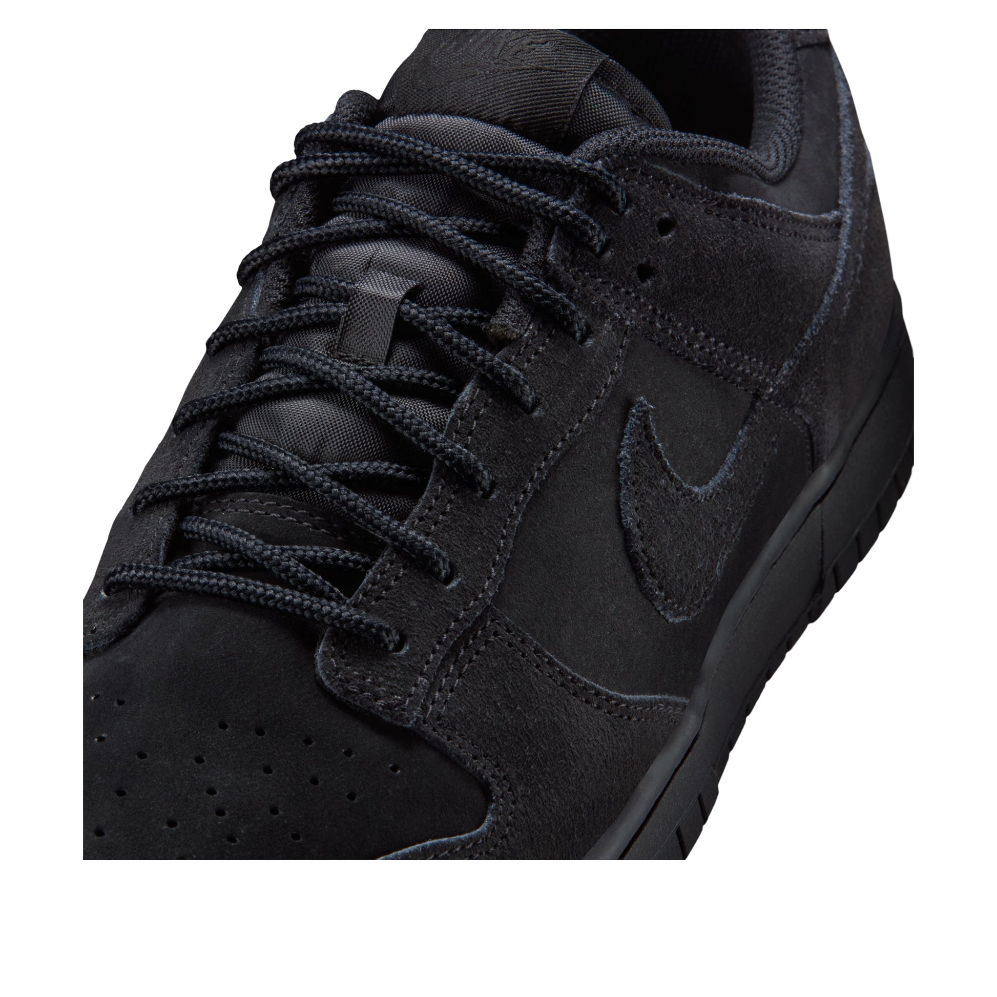 Nike Dunk Low SE 'Triple Black' IB6651-001