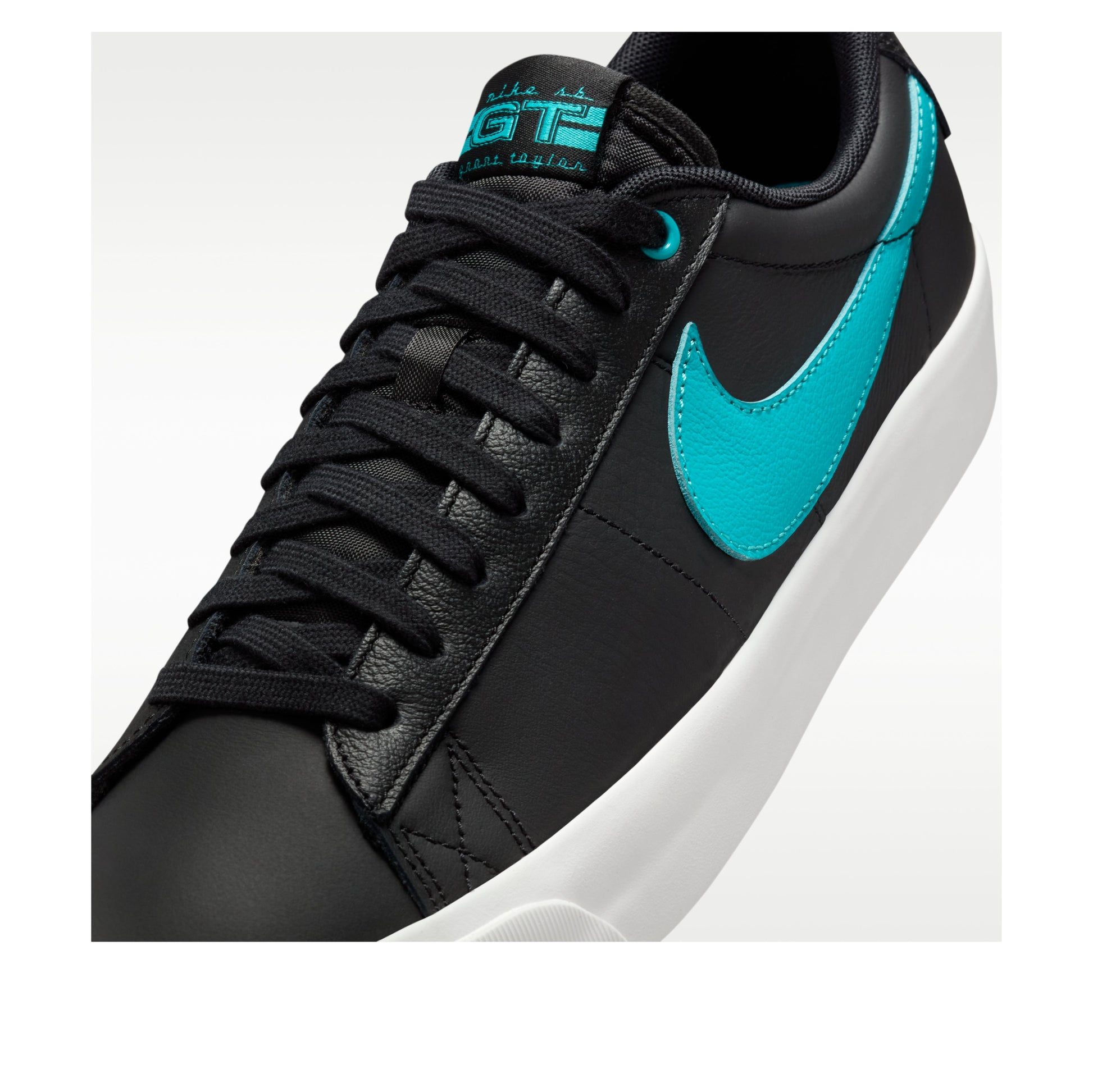 Nike SB Blazer Low Pro GT 'Black Summit White Dusty Cactus' DV1226-001