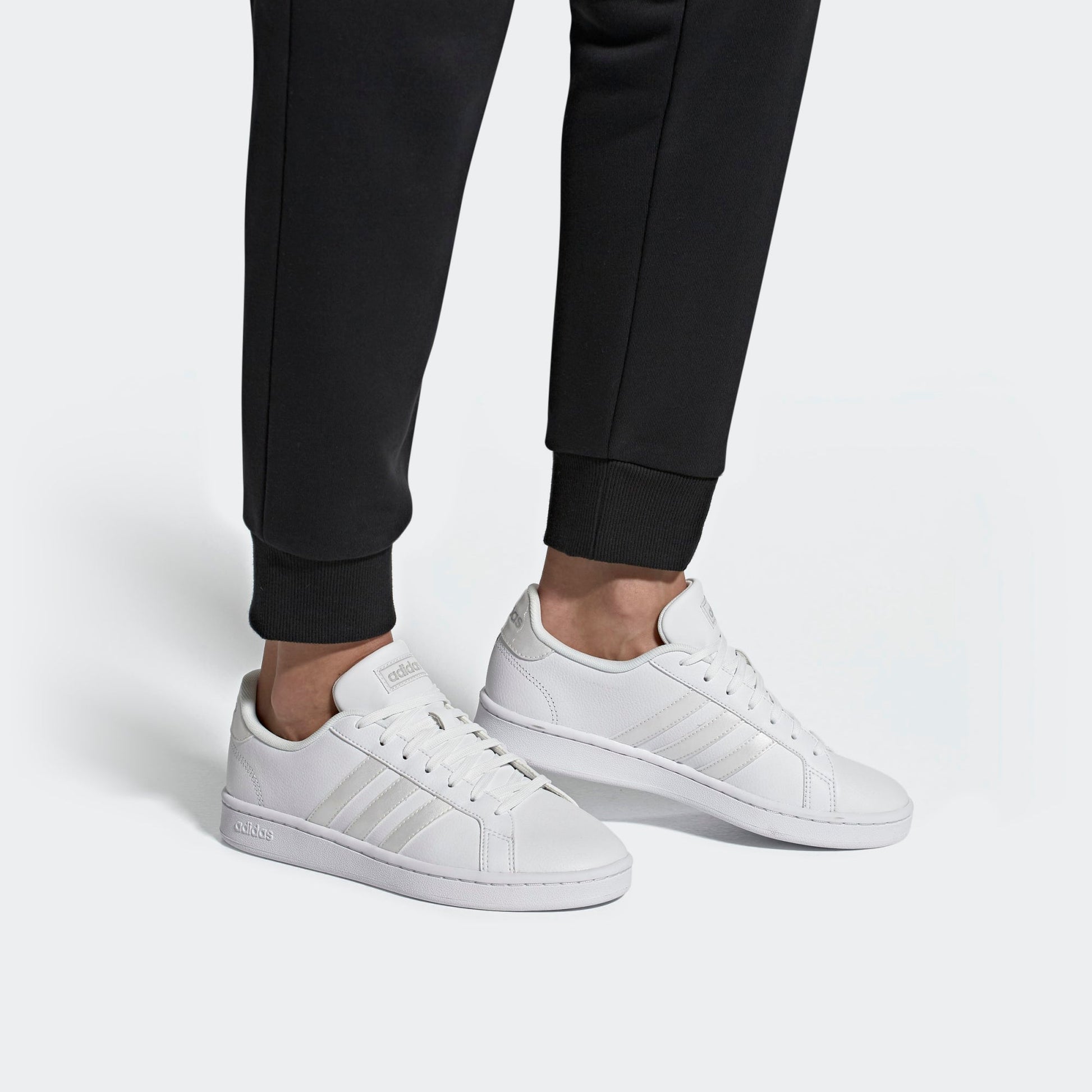 (WMNS) adidas Grand Court 'White' EE8172