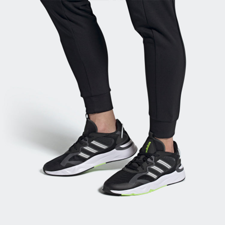 adidas Futureflow 'Black White' FW3371
