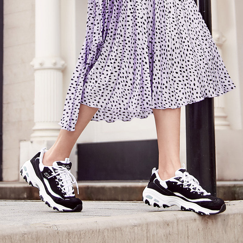 (WMNS) Skechers D'lite-Looking Glass 11959-BKW