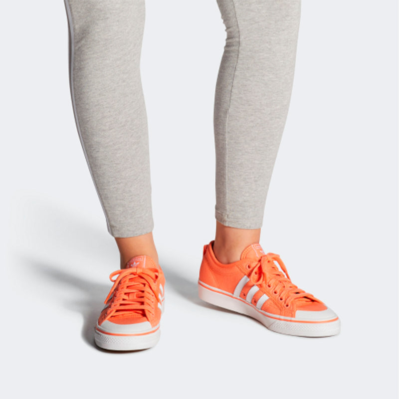 (WMNS) adidas Nizza 'Orange White' EE5613