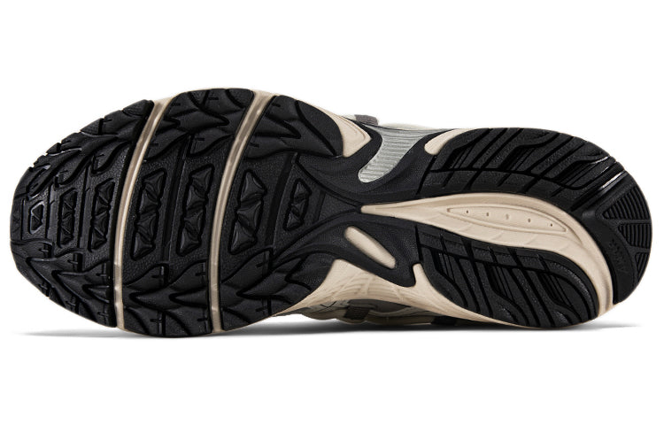 ASICS Gel-Kahana TR V2 'Moon Pack-Light' 1203A504-022