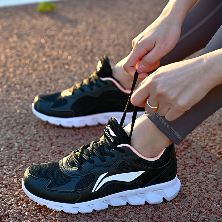 (WMNS) Li-Ning Running 'Black White Logo' ARSR052-2