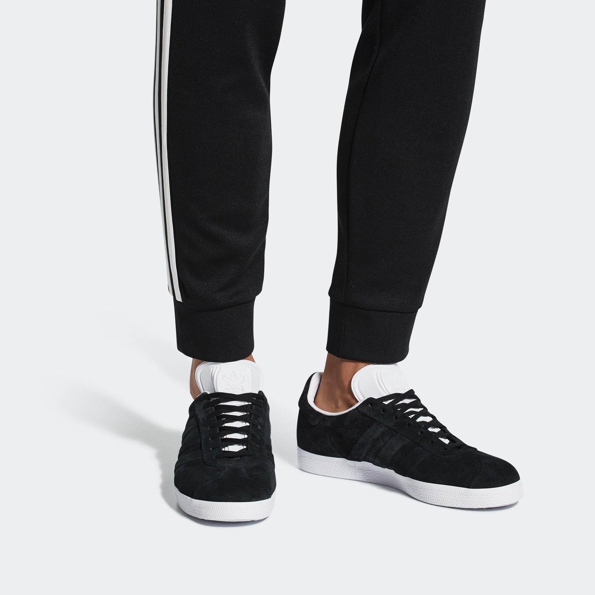 adidas Gazelle 'Stitch And Turn' CQ2358