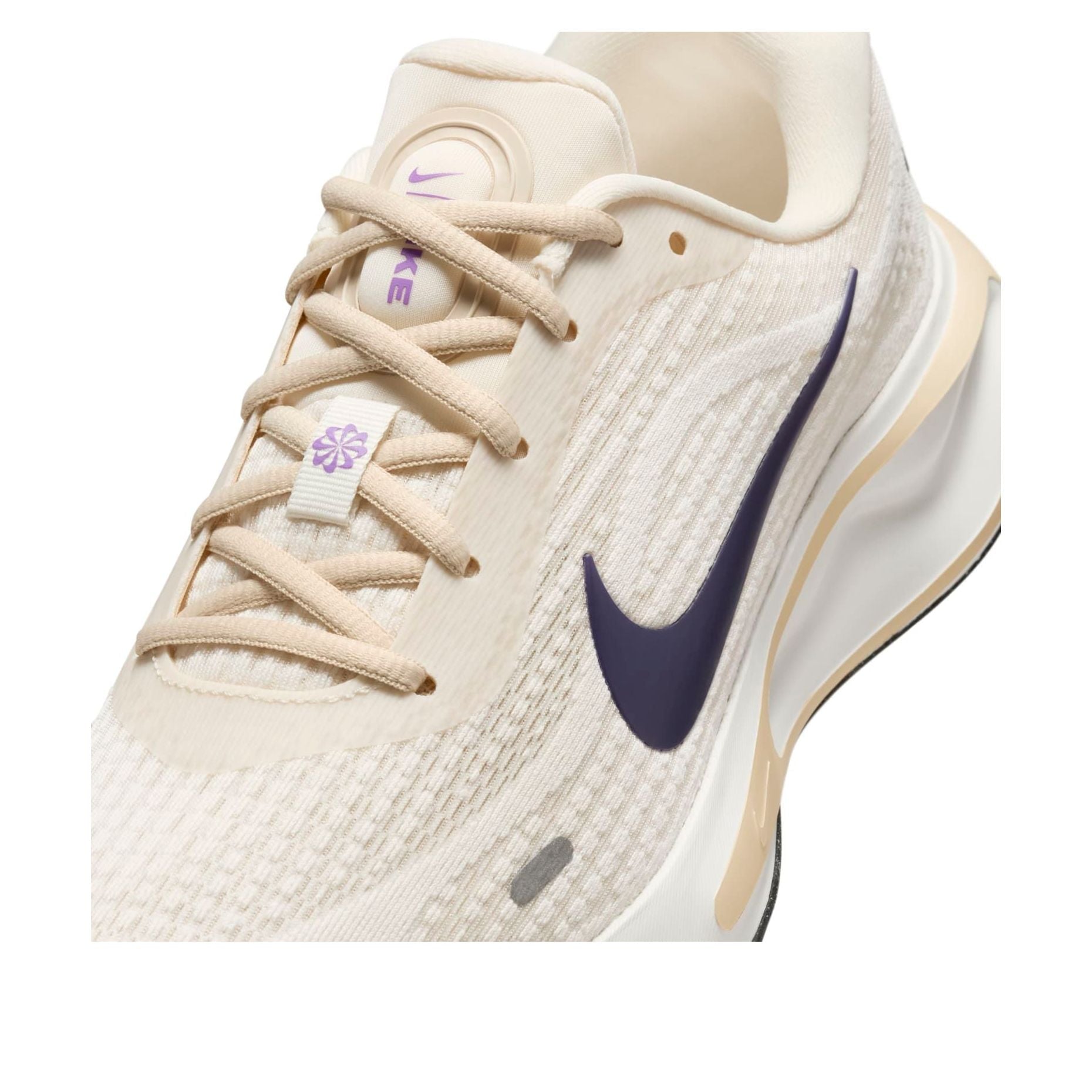 (WMNS) Nike Journey Run 'Pale Ivory Black' FJ7765-106