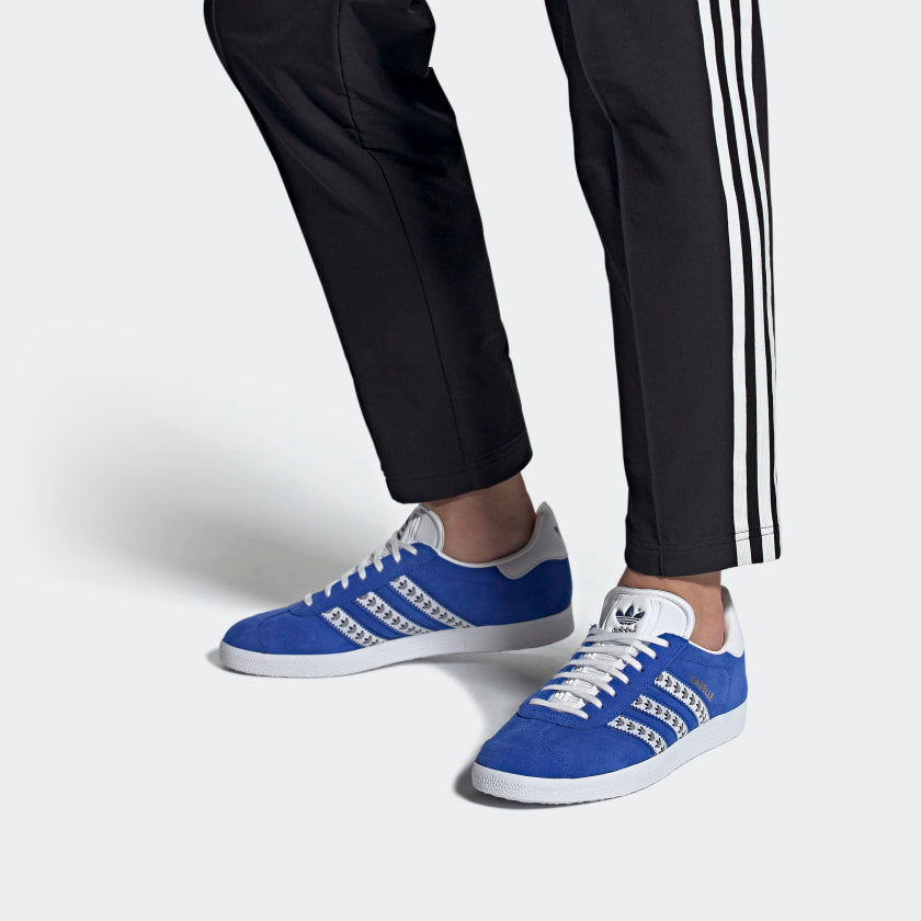 adidas Gazelle 'Trefoil Stripe' FU9662